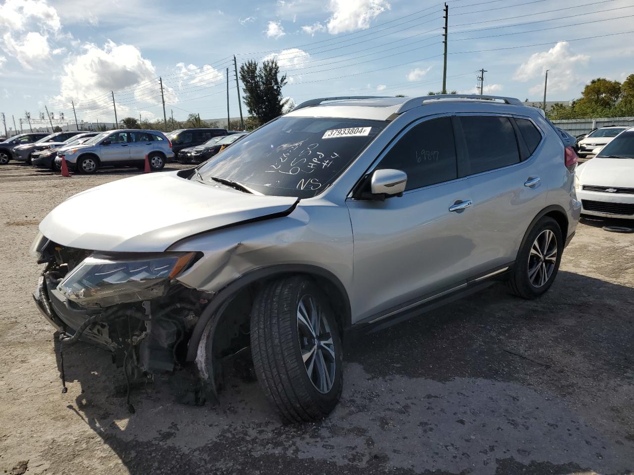 NISSAN ROGUE 2017 5n1at2mt0hc886550