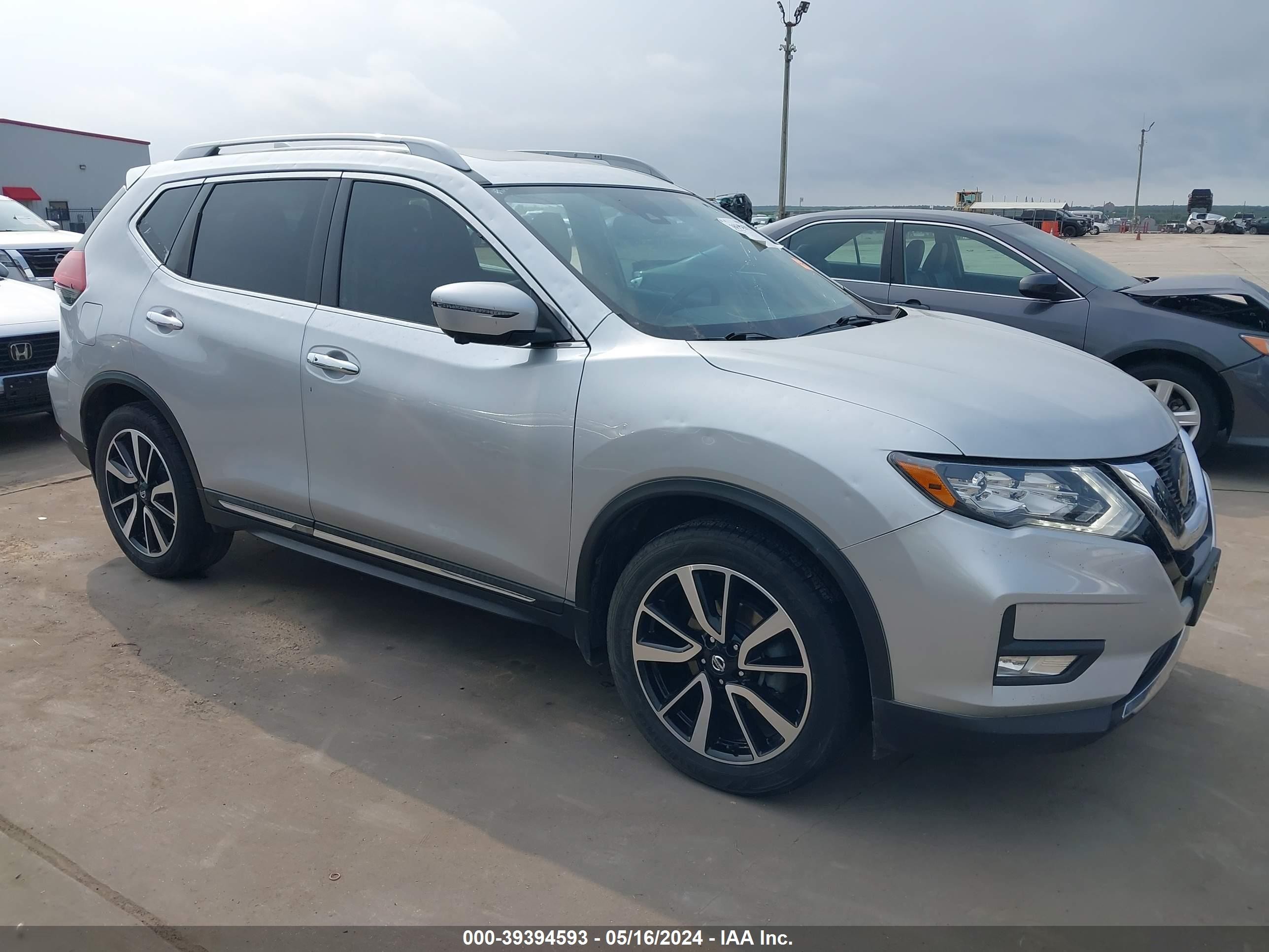 NISSAN ROGUE 2019 5n1at2mt0kc820443