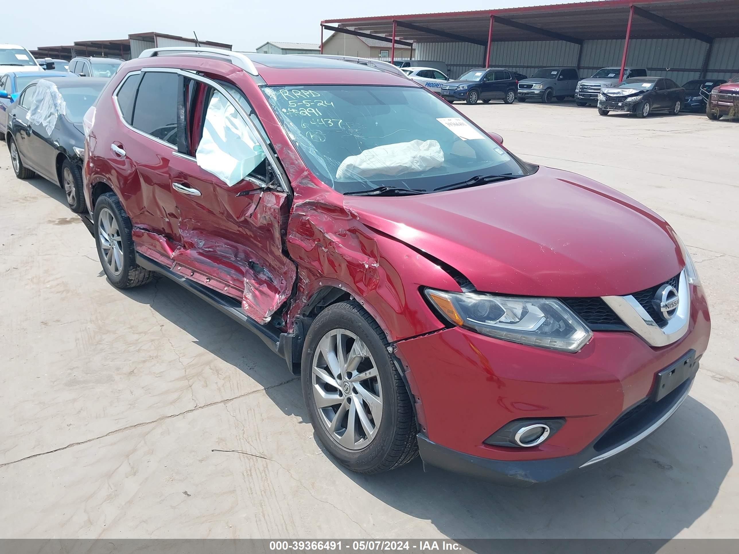 NISSAN ROGUE 2015 5n1at2mt1fc771646