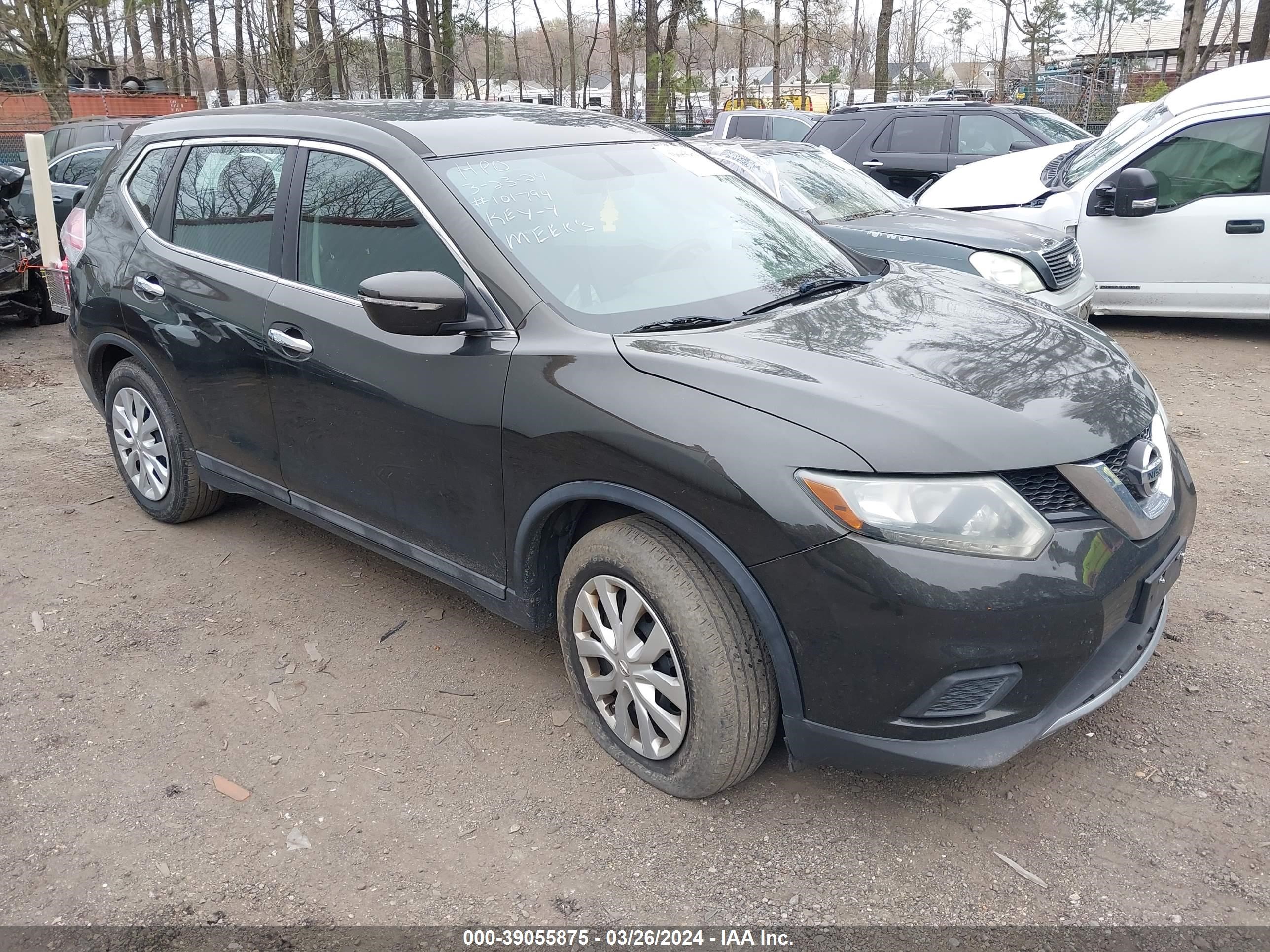 NISSAN ROGUE 2015 5n1at2mt1fc870578