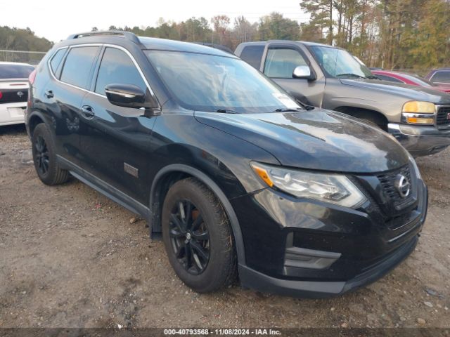 NISSAN ROGUE 2017 5n1at2mt1hc768751