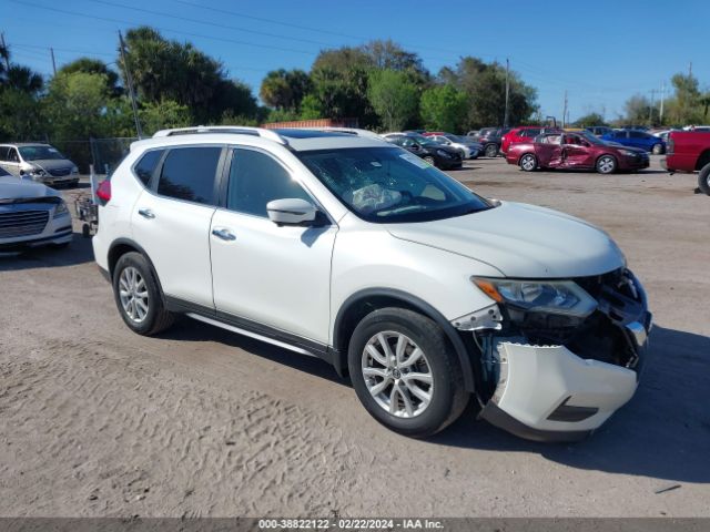 NISSAN ROGUE 2017 5n1at2mt1hc786716