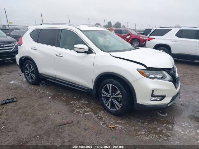 NISSAN ROGUE 2017 5n1at2mt1hc848941