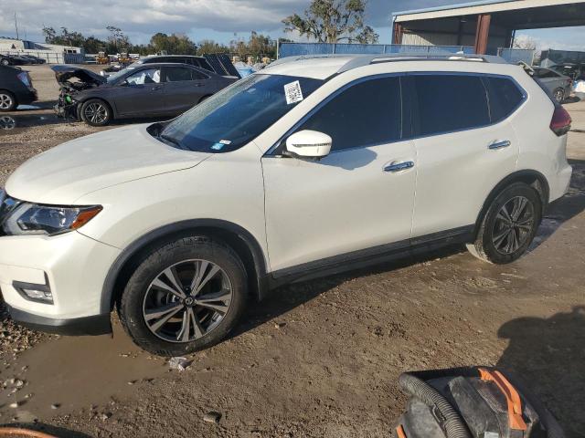 NISSAN ROGUE S 2017 5n1at2mt1hc870647