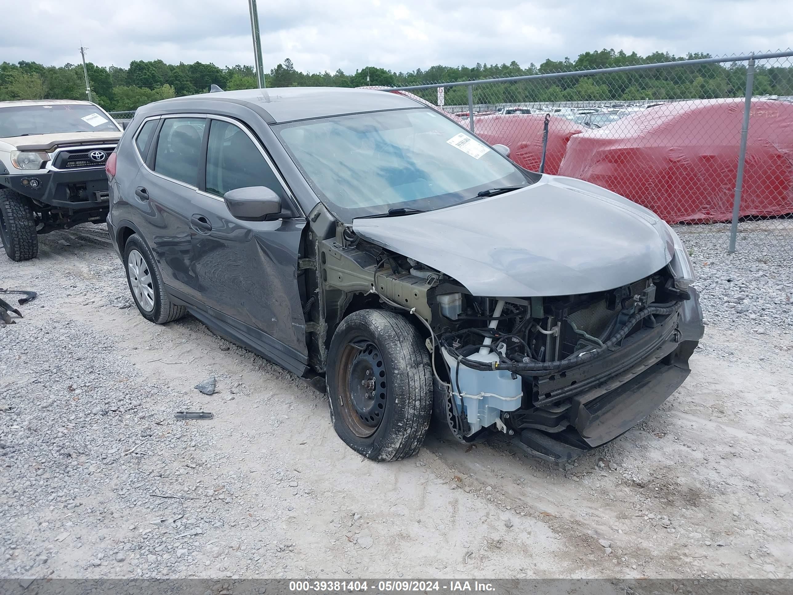 NISSAN ROGUE 2018 5n1at2mt1jc709575