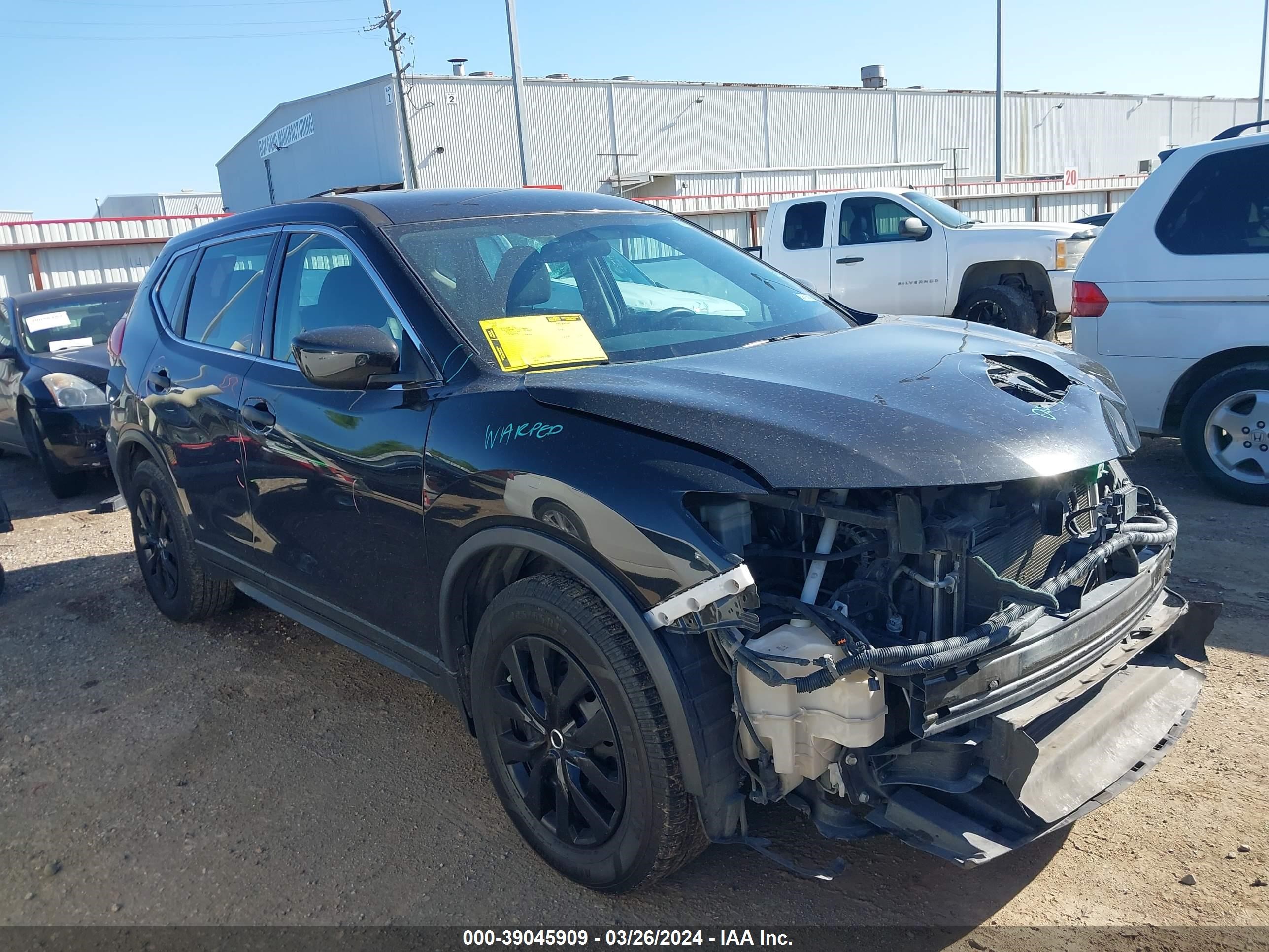 NISSAN ROGUE 2018 5n1at2mt1jc750790