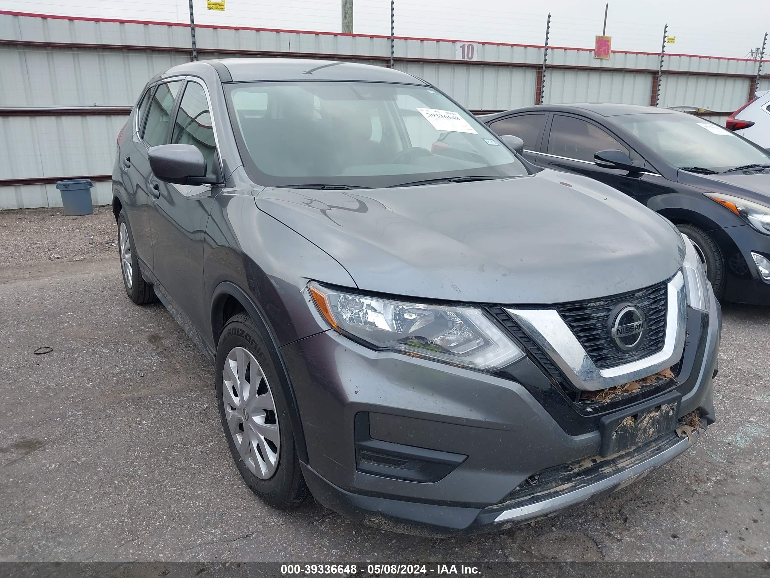 NISSAN ROGUE 2018 5n1at2mt1jc759554