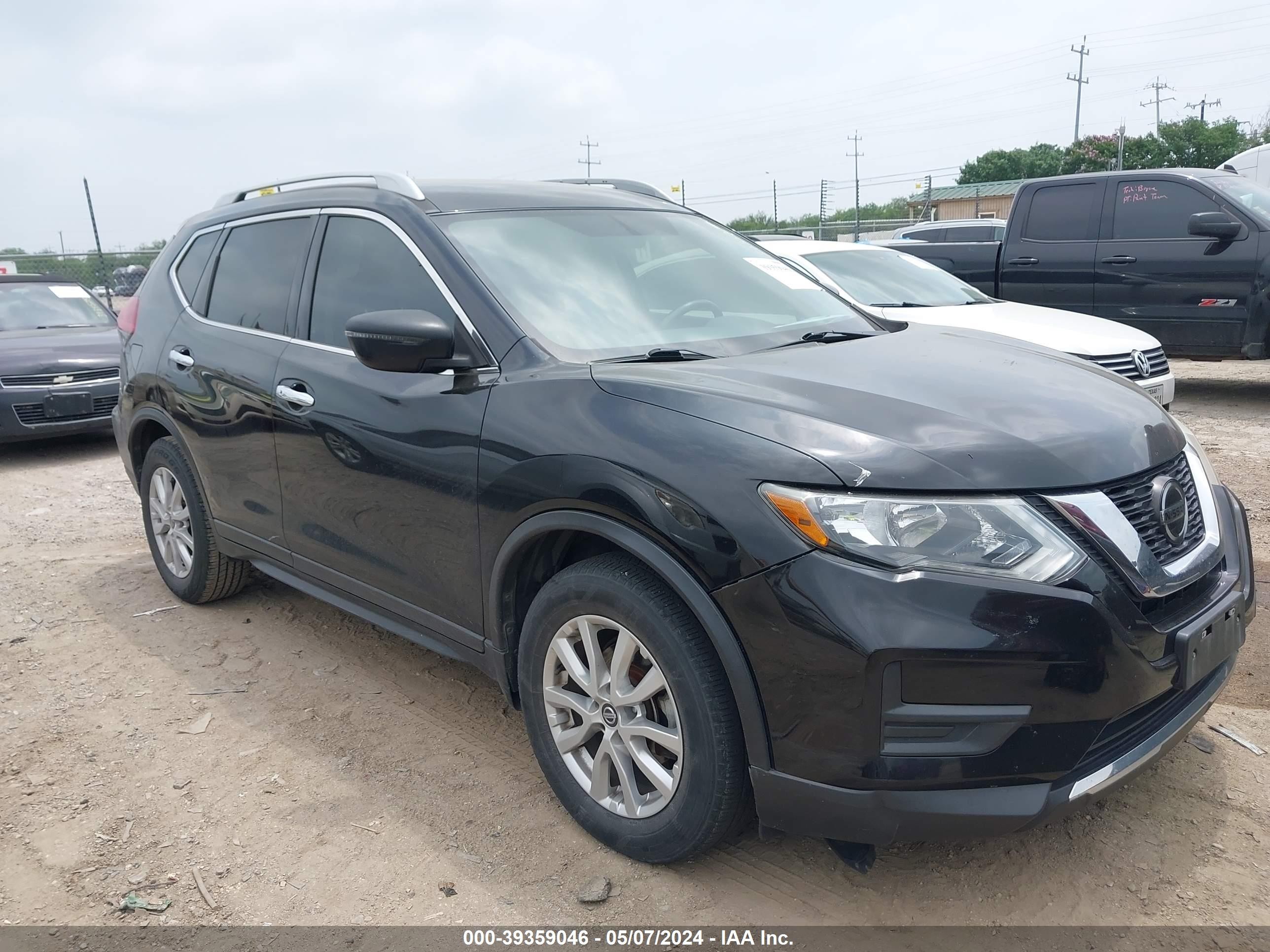 NISSAN ROGUE 2018 5n1at2mt1jc831269