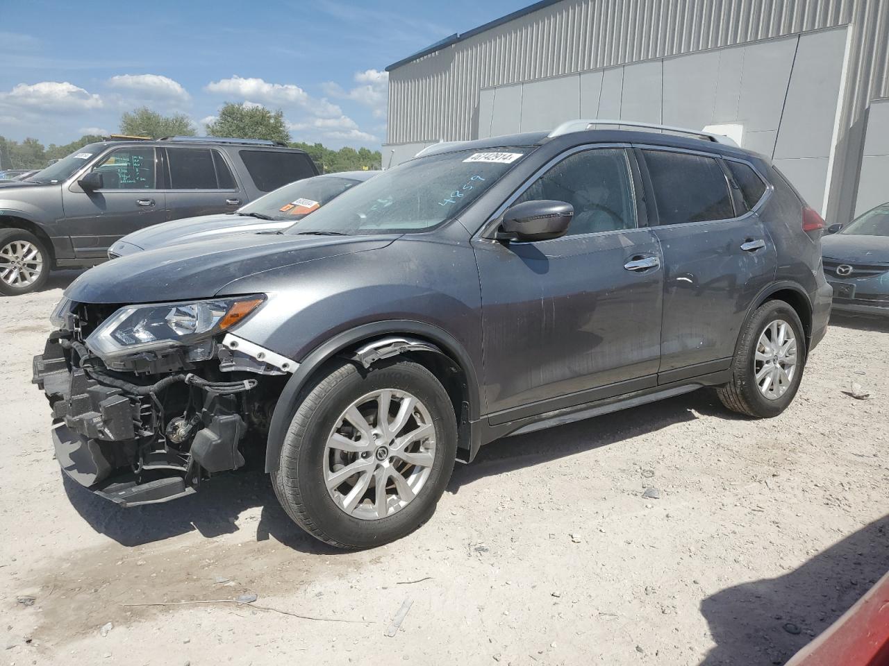 NISSAN ROGUE 2019 5n1at2mt1kc744859