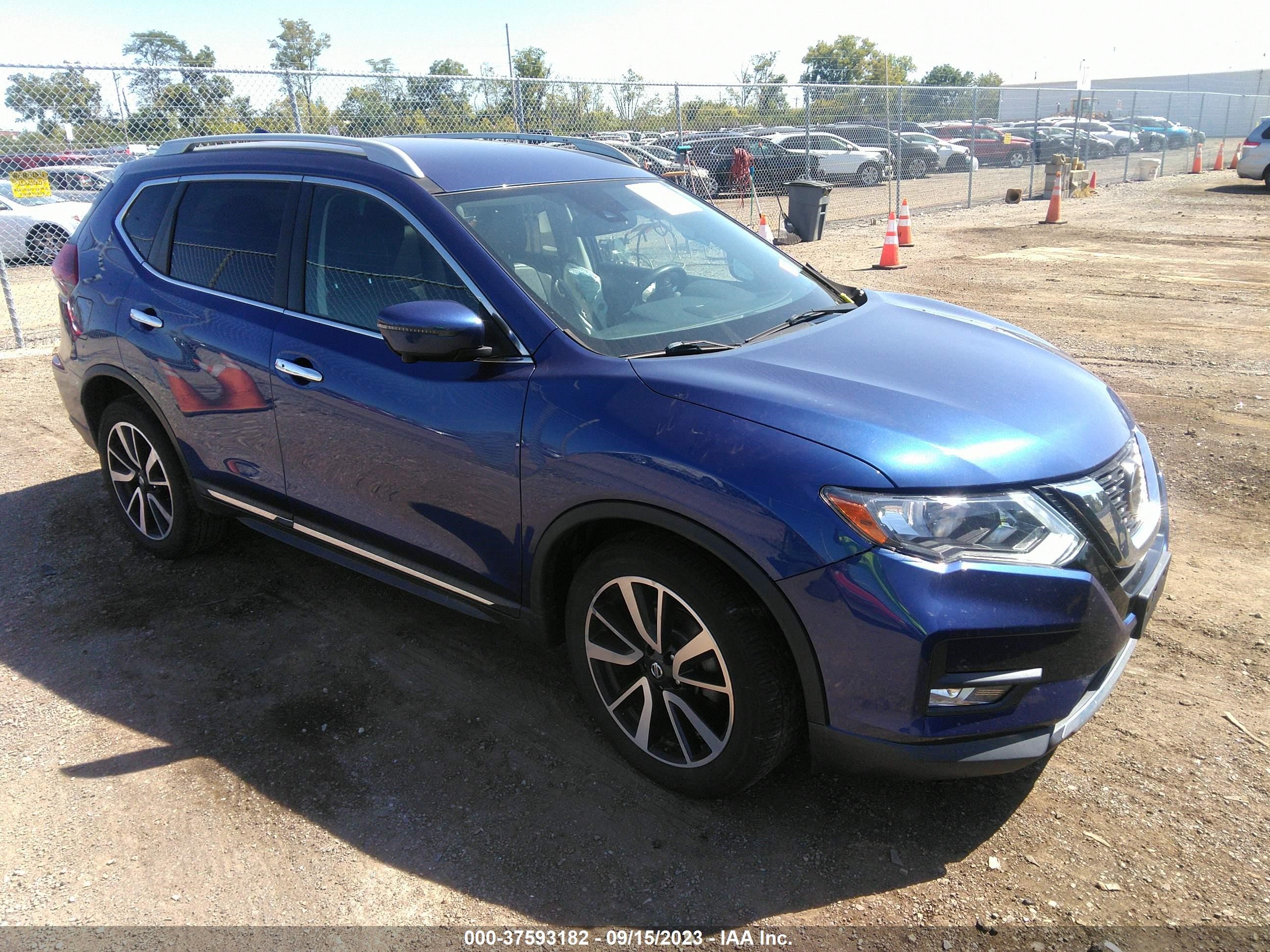 NISSAN ROGUE 2019 5n1at2mt1kc803232