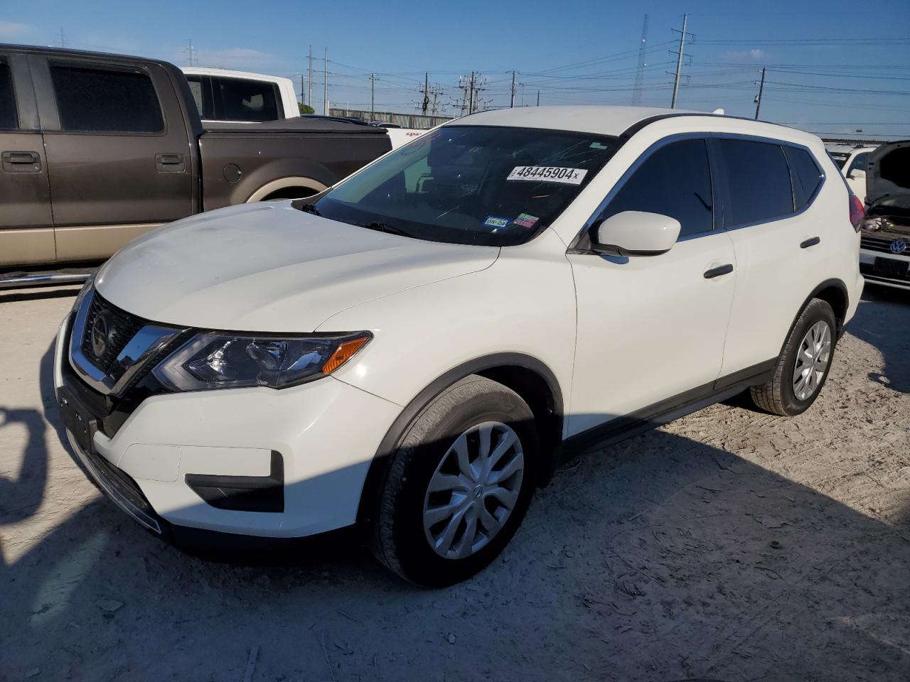 NISSAN ROGUE 2018 5n1at2mt2jc716387