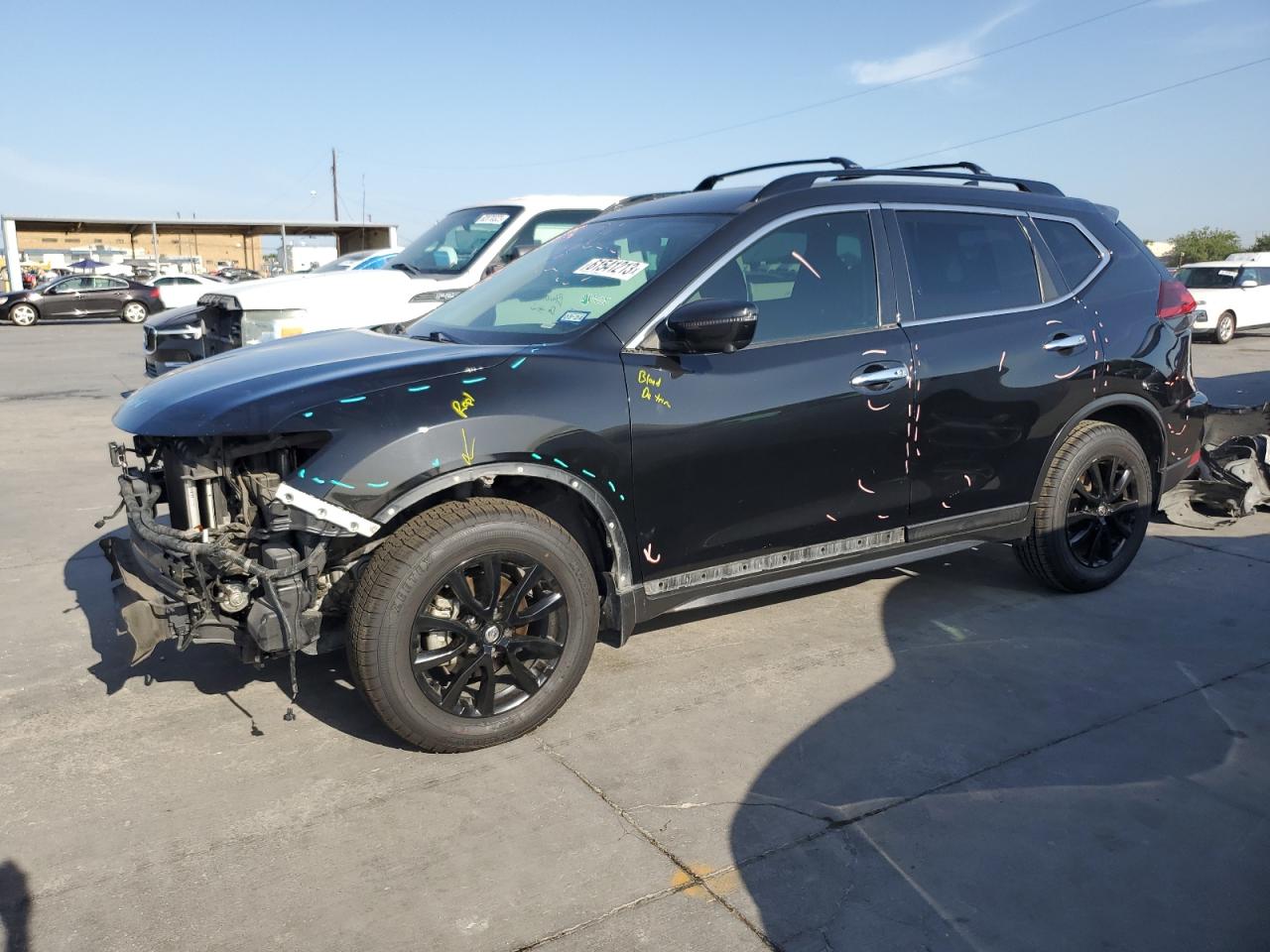 NISSAN ROGUE 2018 5n1at2mt2jc739684