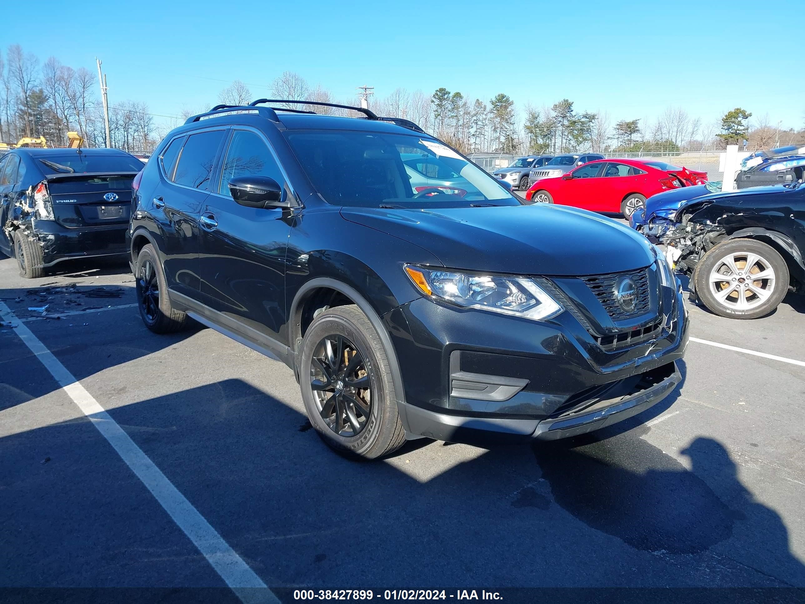 NISSAN ROGUE 2018 5n1at2mt2jc744657