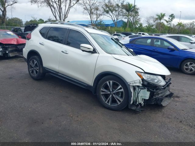 NISSAN ROGUE 2018 5n1at2mt2jc778811