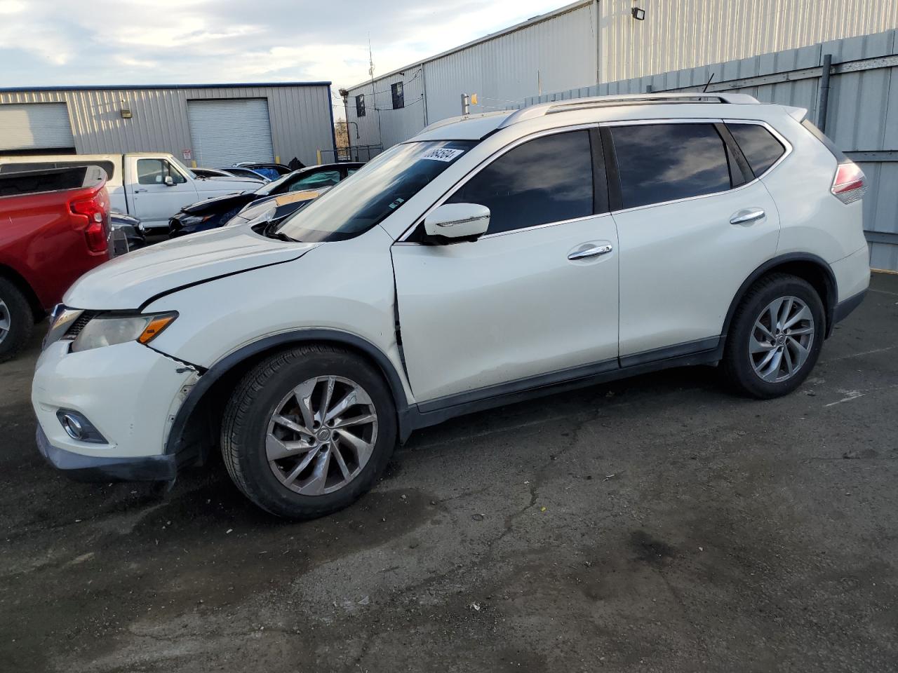 NISSAN ROGUE 2015 5n1at2mt3fc773270