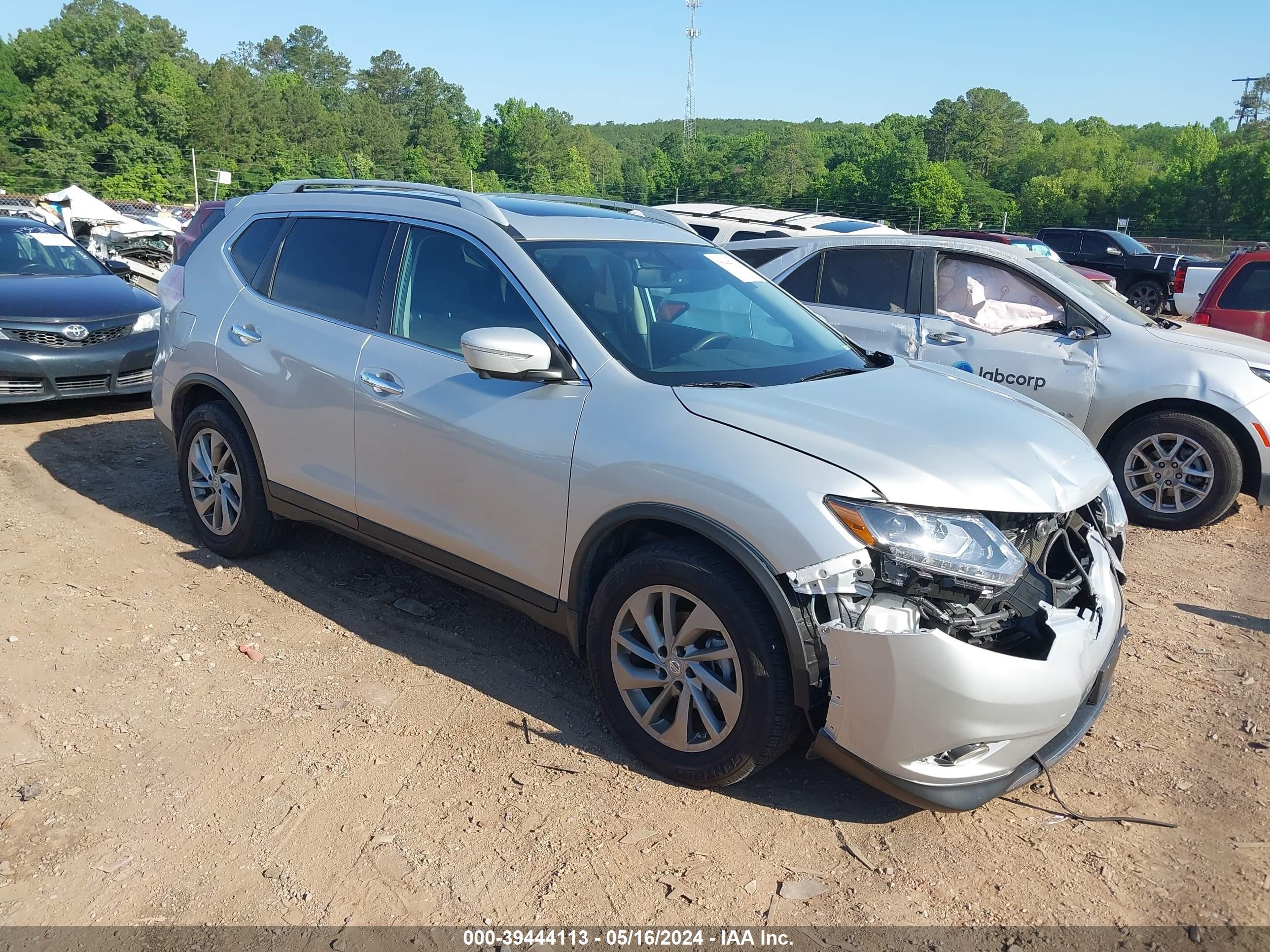 NISSAN ROGUE 2015 5n1at2mt3fc804078