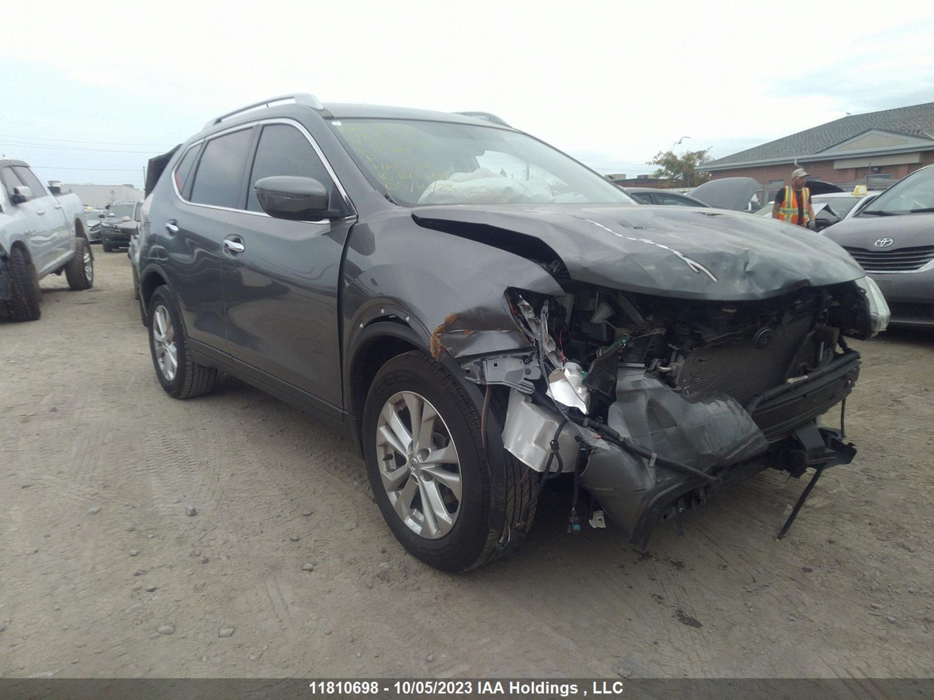 NISSAN ROGUE 2016 5n1at2mt3gc808164