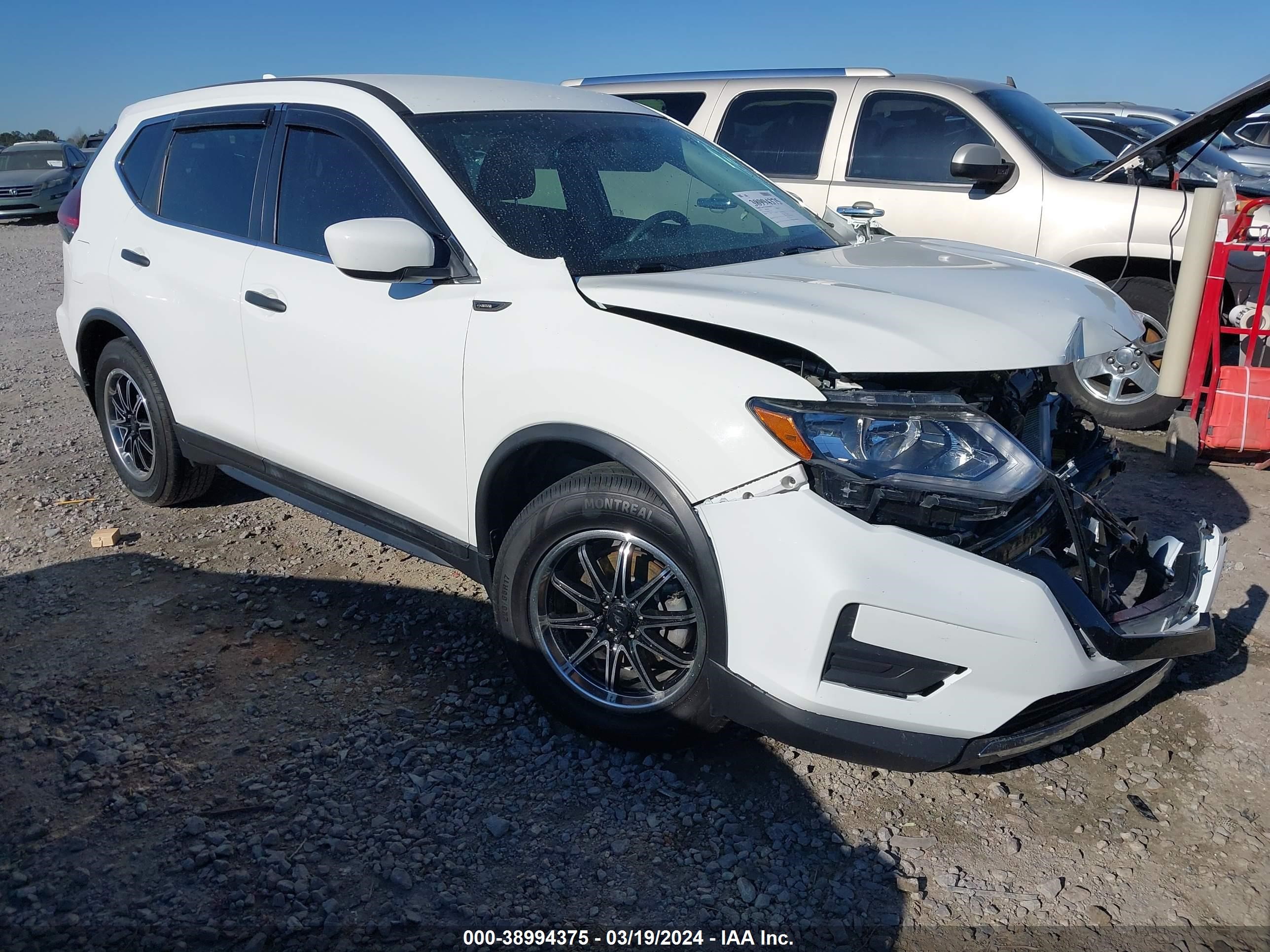 NISSAN ROGUE 2018 5n1at2mt3jc773181