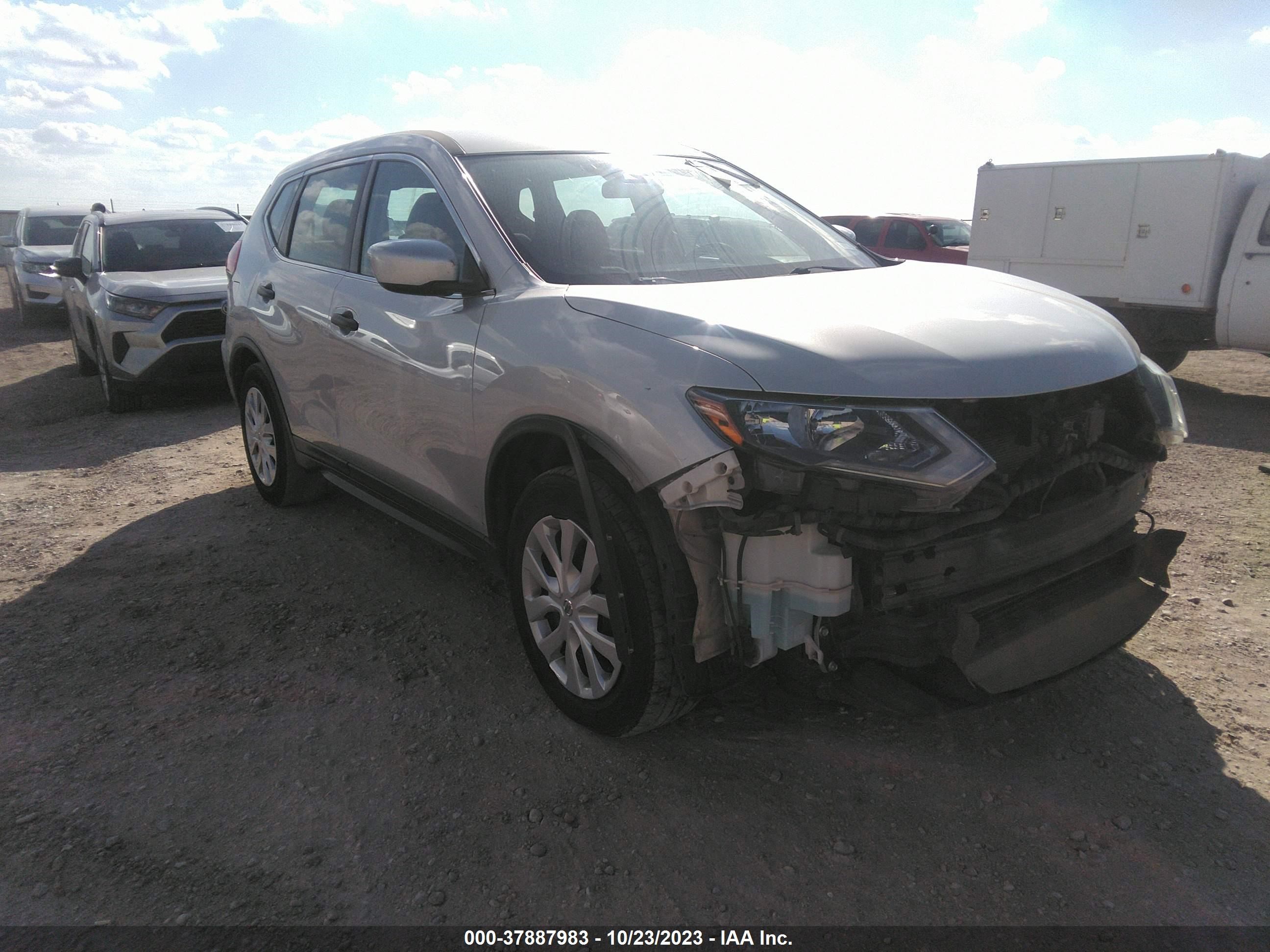 NISSAN ROGUE 2019 5n1at2mt3kc757385