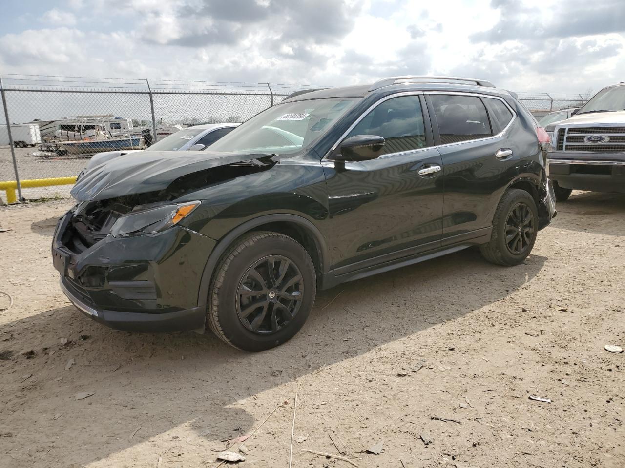 NISSAN ROGUE 2018 5n1at2mt4jc703947