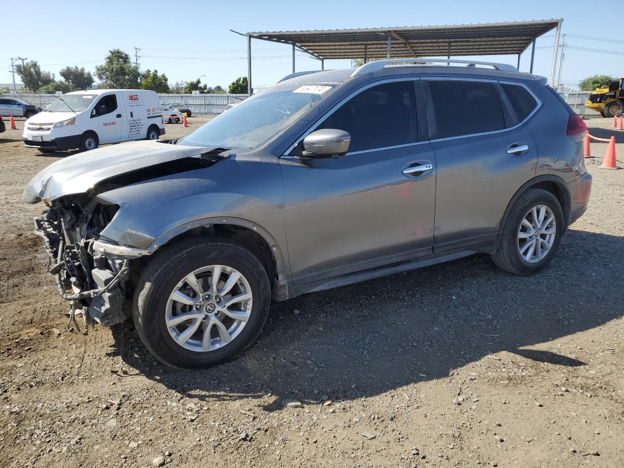 NISSAN ROGUE 2018 5n1at2mt4jc769768