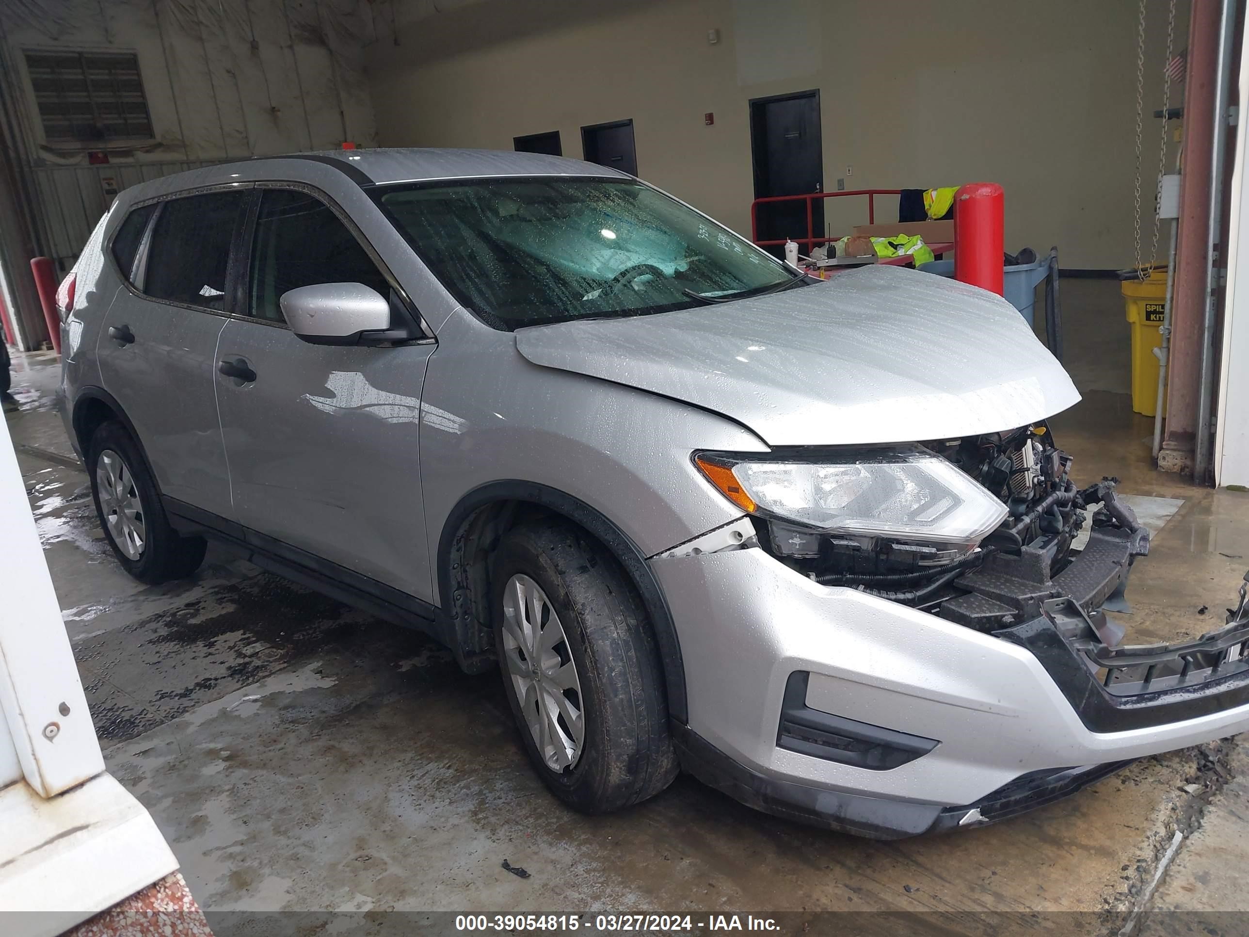 NISSAN ROGUE 2018 5n1at2mt4jc775487