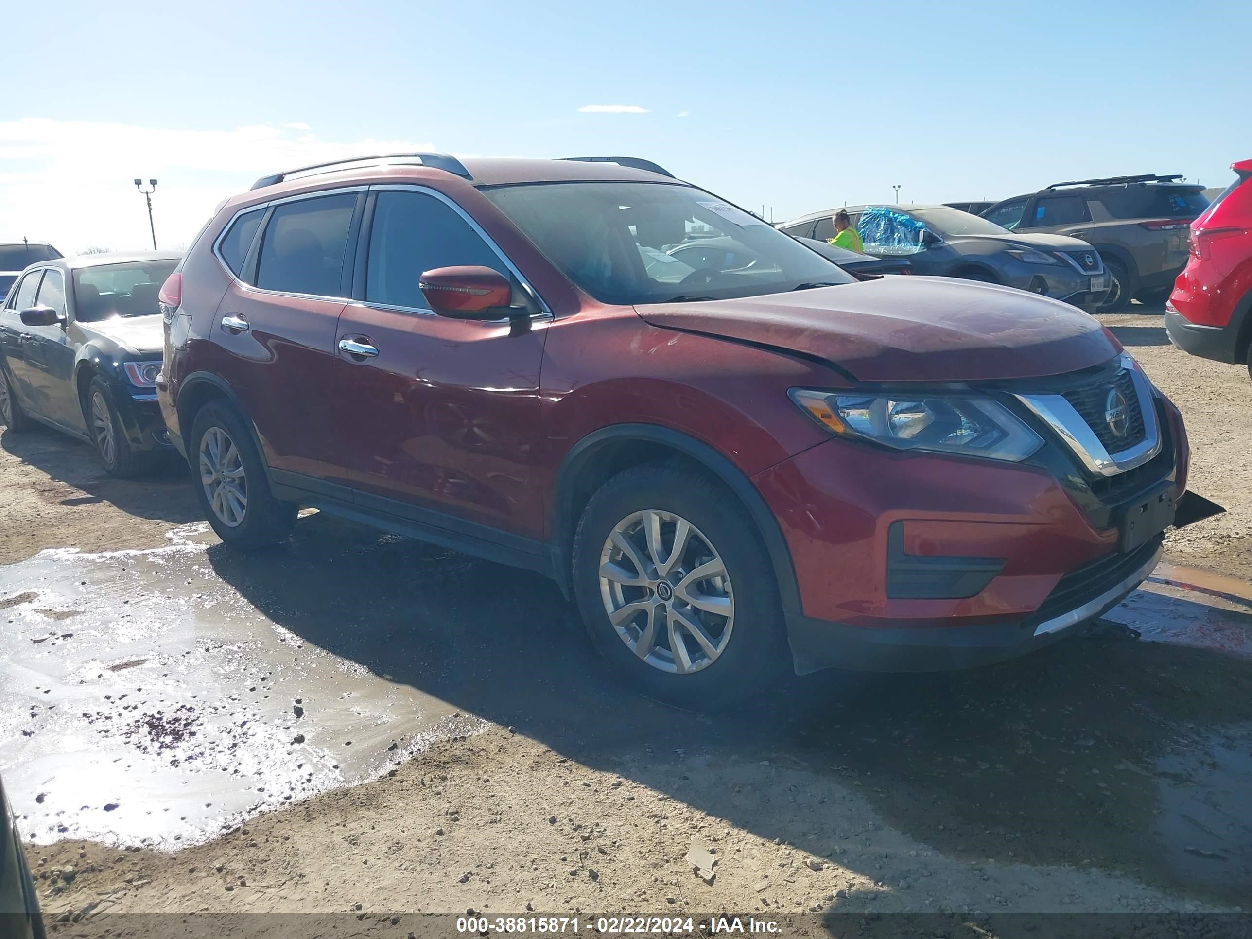 NISSAN ROGUE 2018 5n1at2mt4jc838474