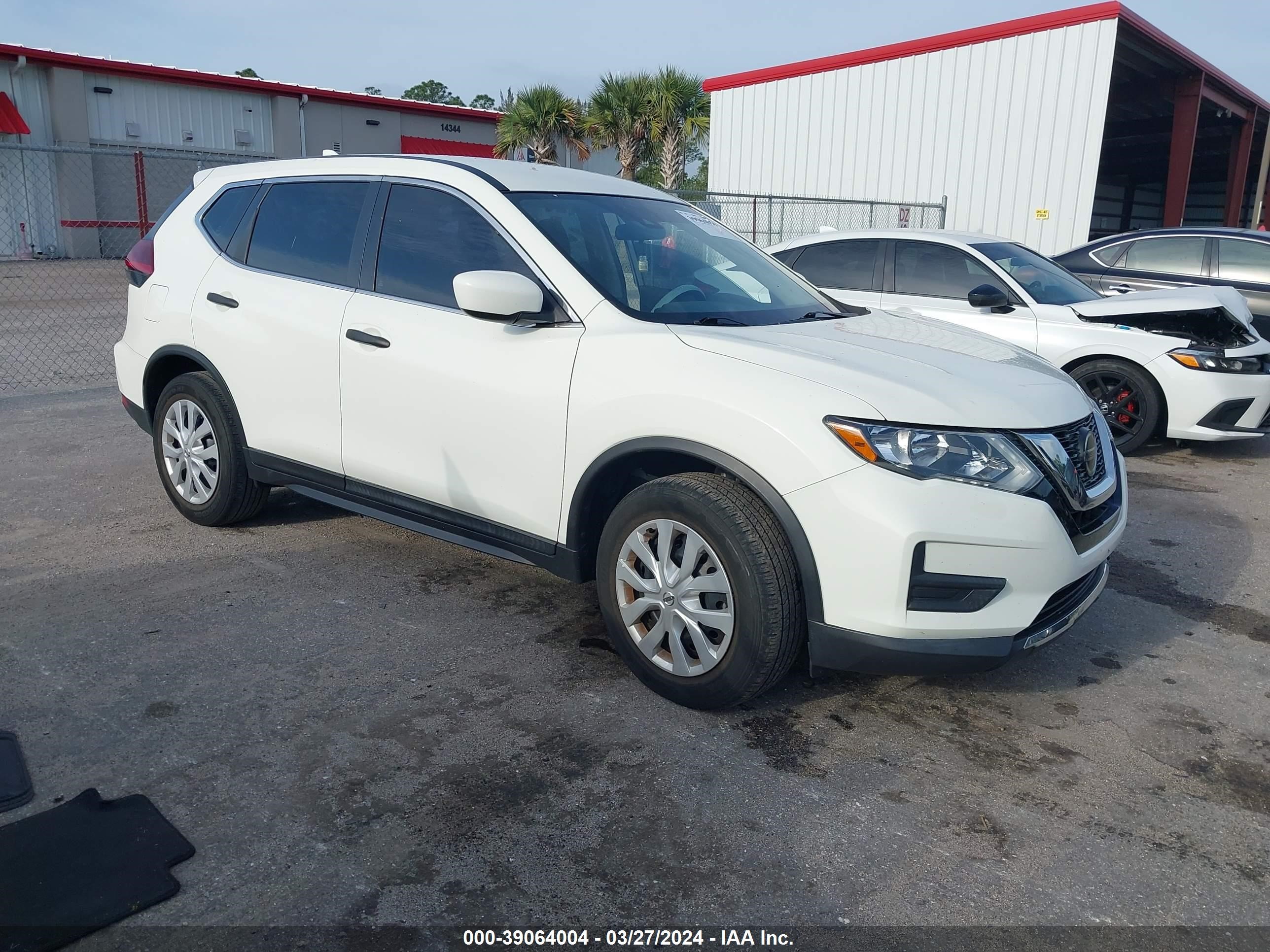 NISSAN ROGUE 2019 5n1at2mt4kc753569