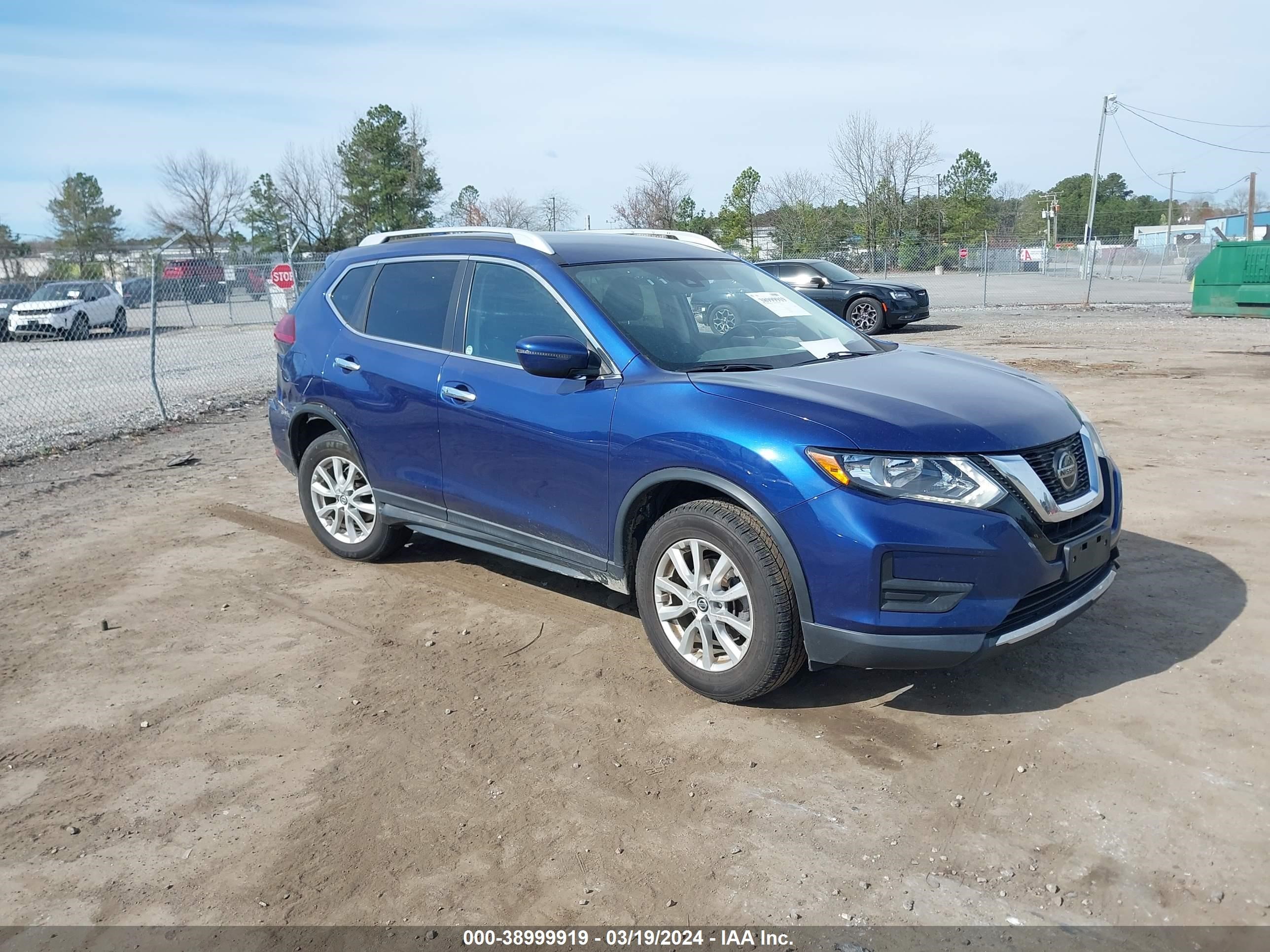 NISSAN ROGUE 2019 5n1at2mt4kc754186