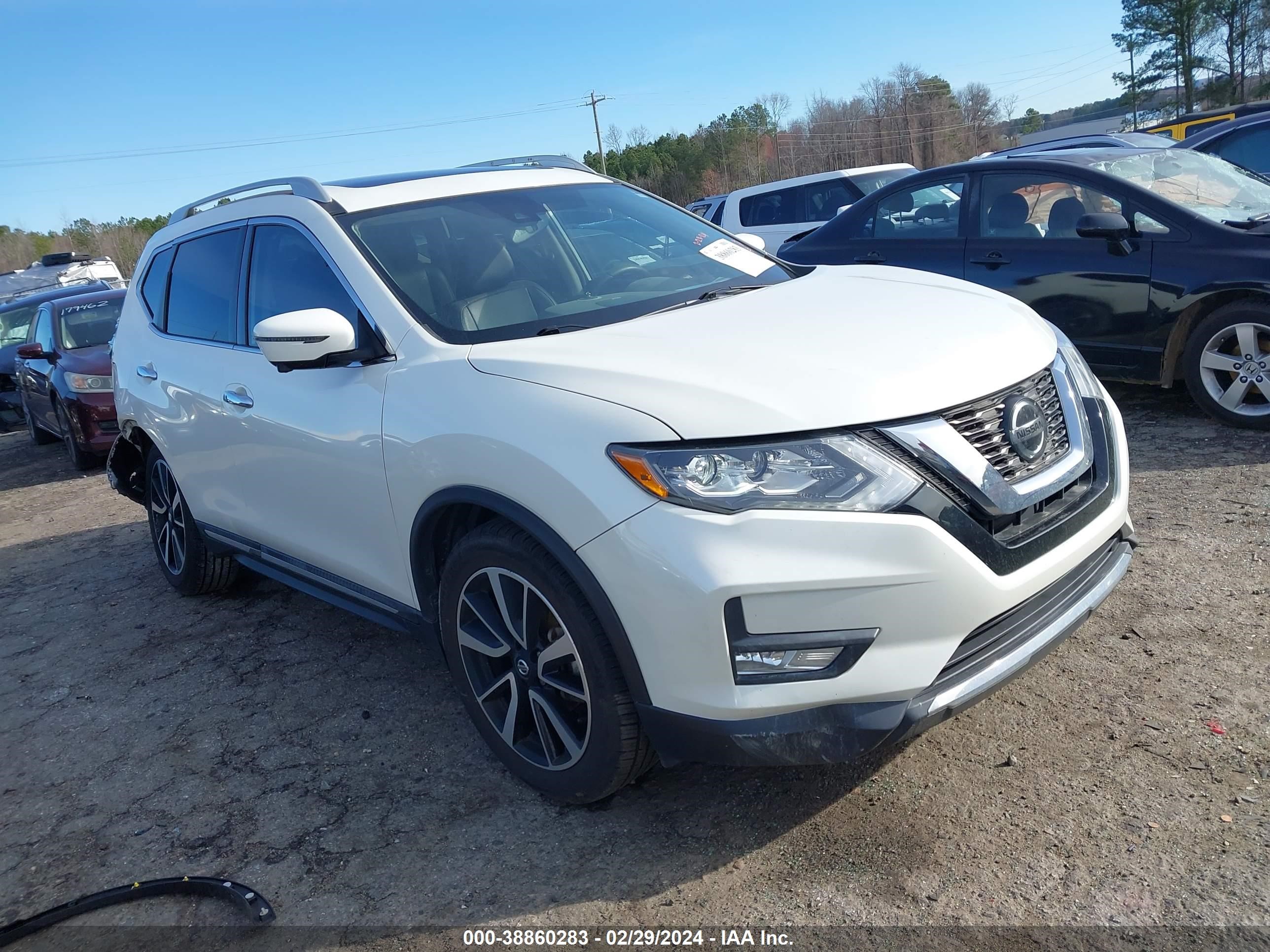 NISSAN ROGUE 2019 5n1at2mt4kc818517