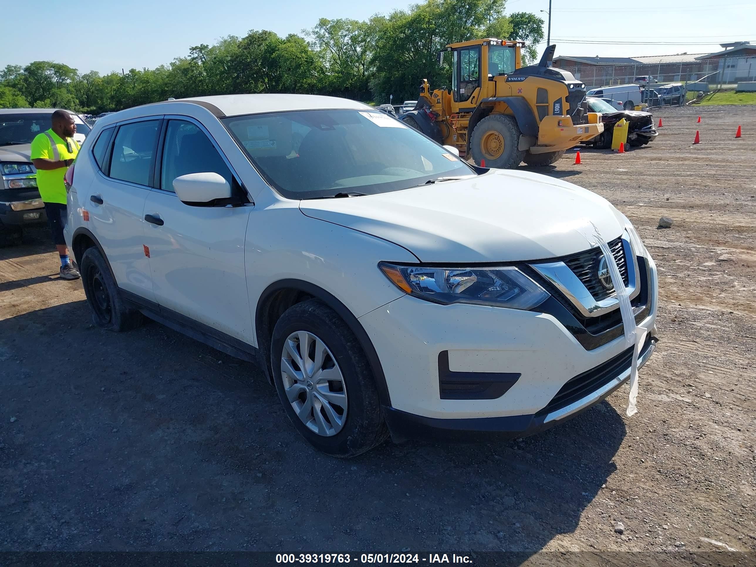 NISSAN ROGUE 2020 5n1at2mt4lc815828