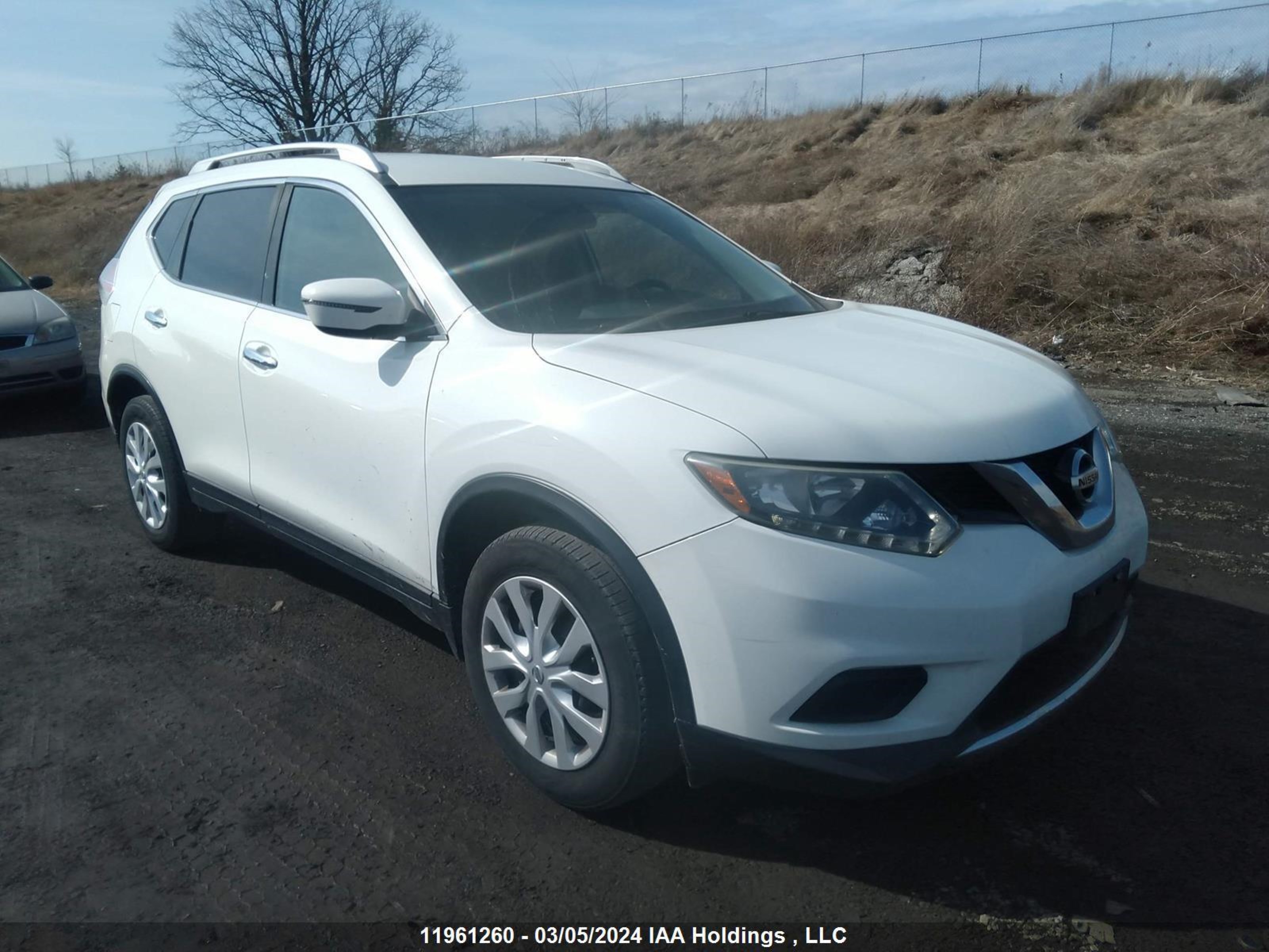 NISSAN ROGUE 2016 5n1at2mt5gc765429