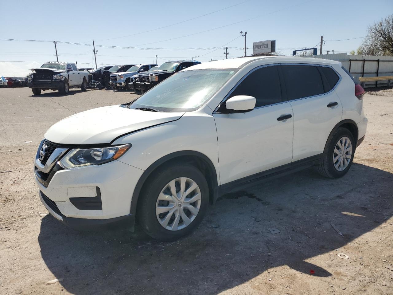 NISSAN ROGUE 2017 5n1at2mt5hc772821