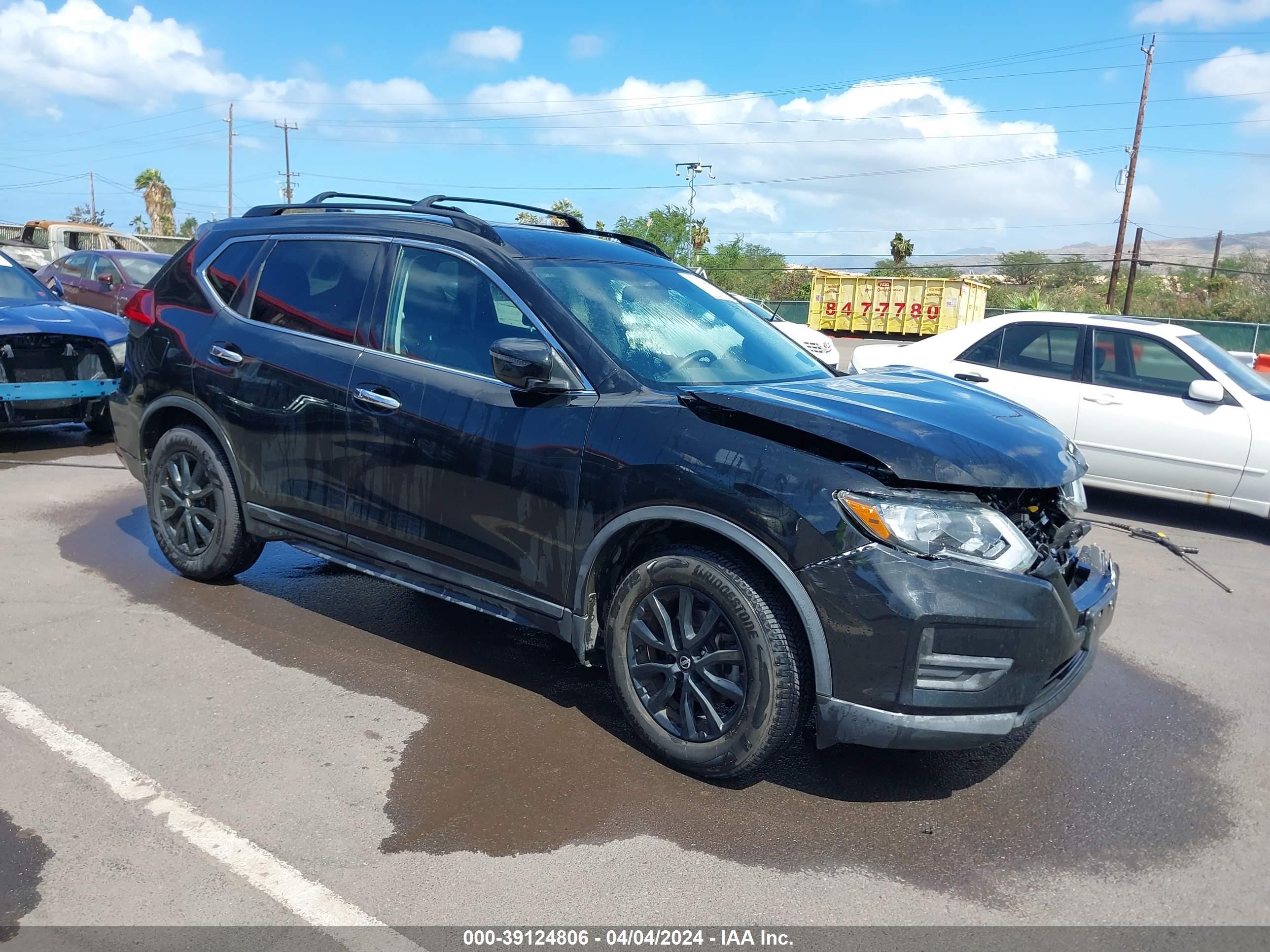 NISSAN ROGUE 2018 5n1at2mt5jc724550