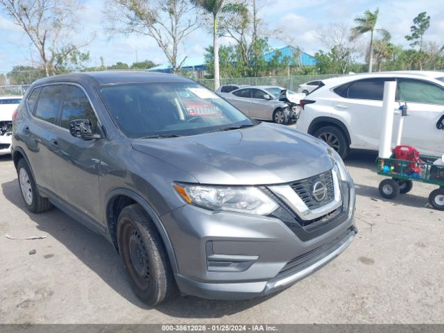 NISSAN ROGUE 2018 5n1at2mt5jc768077