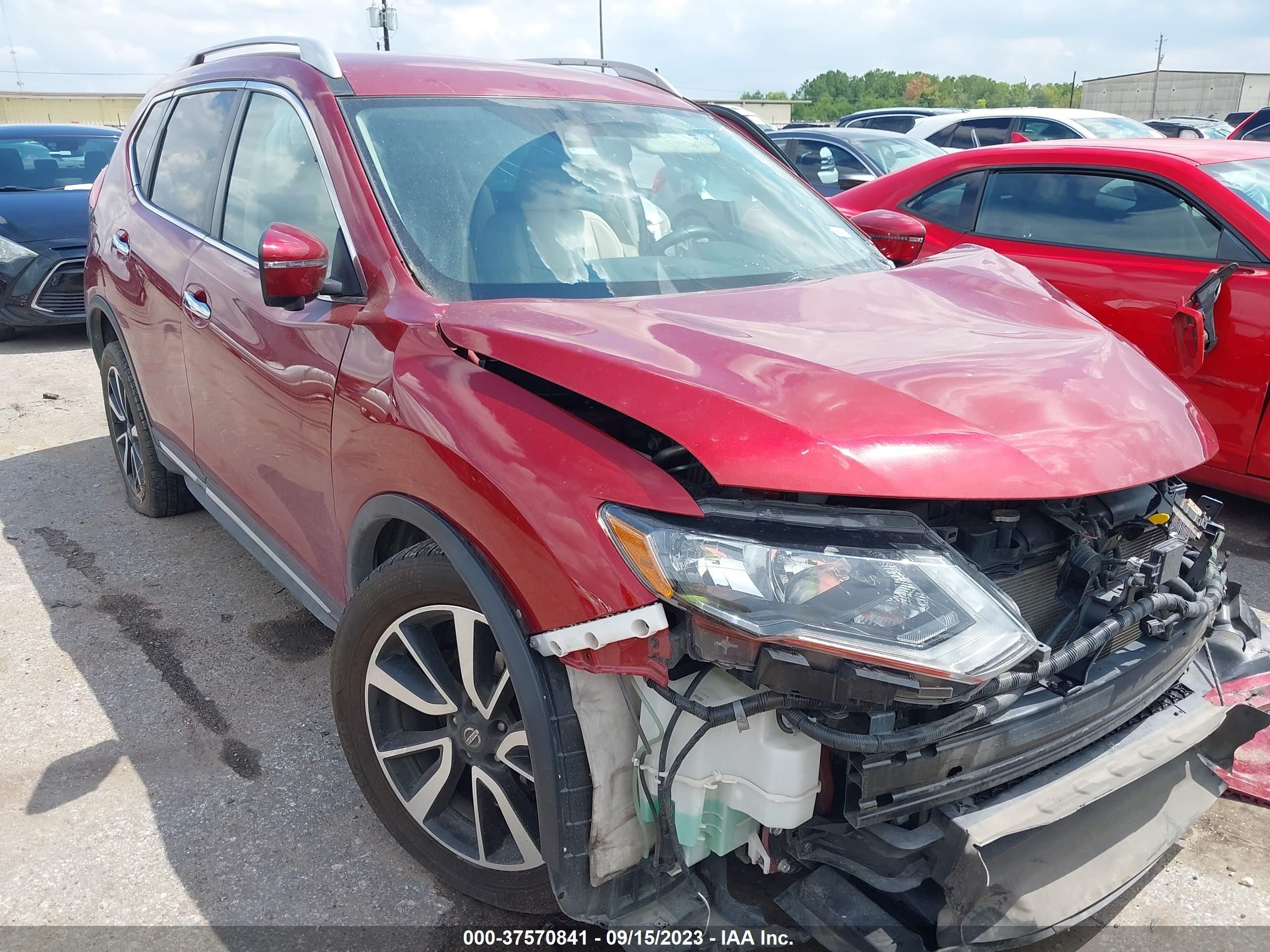 NISSAN ROGUE 2019 5n1at2mt5kc708057