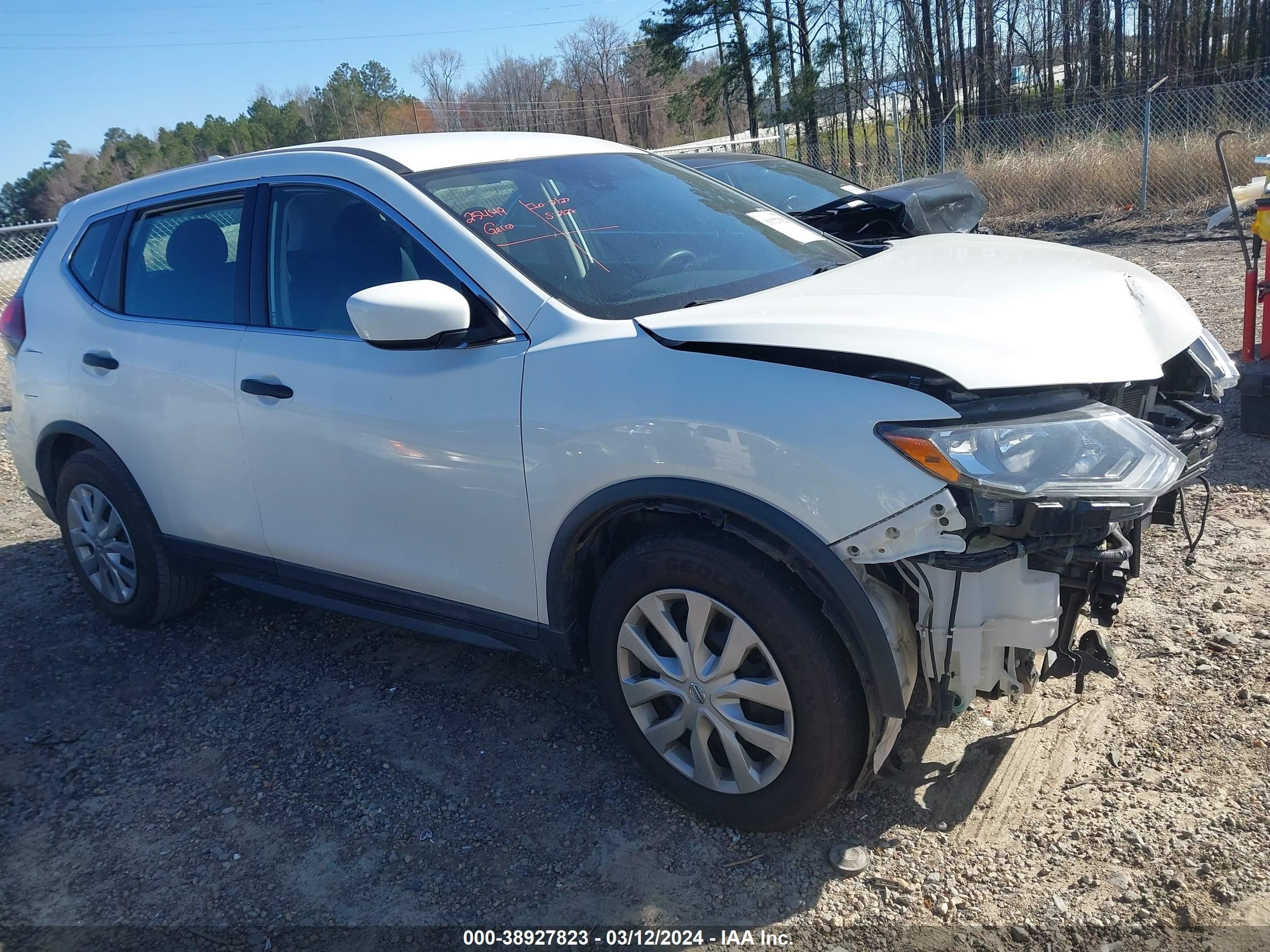 NISSAN ROGUE 2019 5n1at2mt5kc714778