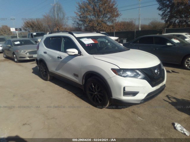 NISSAN ROGUE 2017 5n1at2mt6hc762024