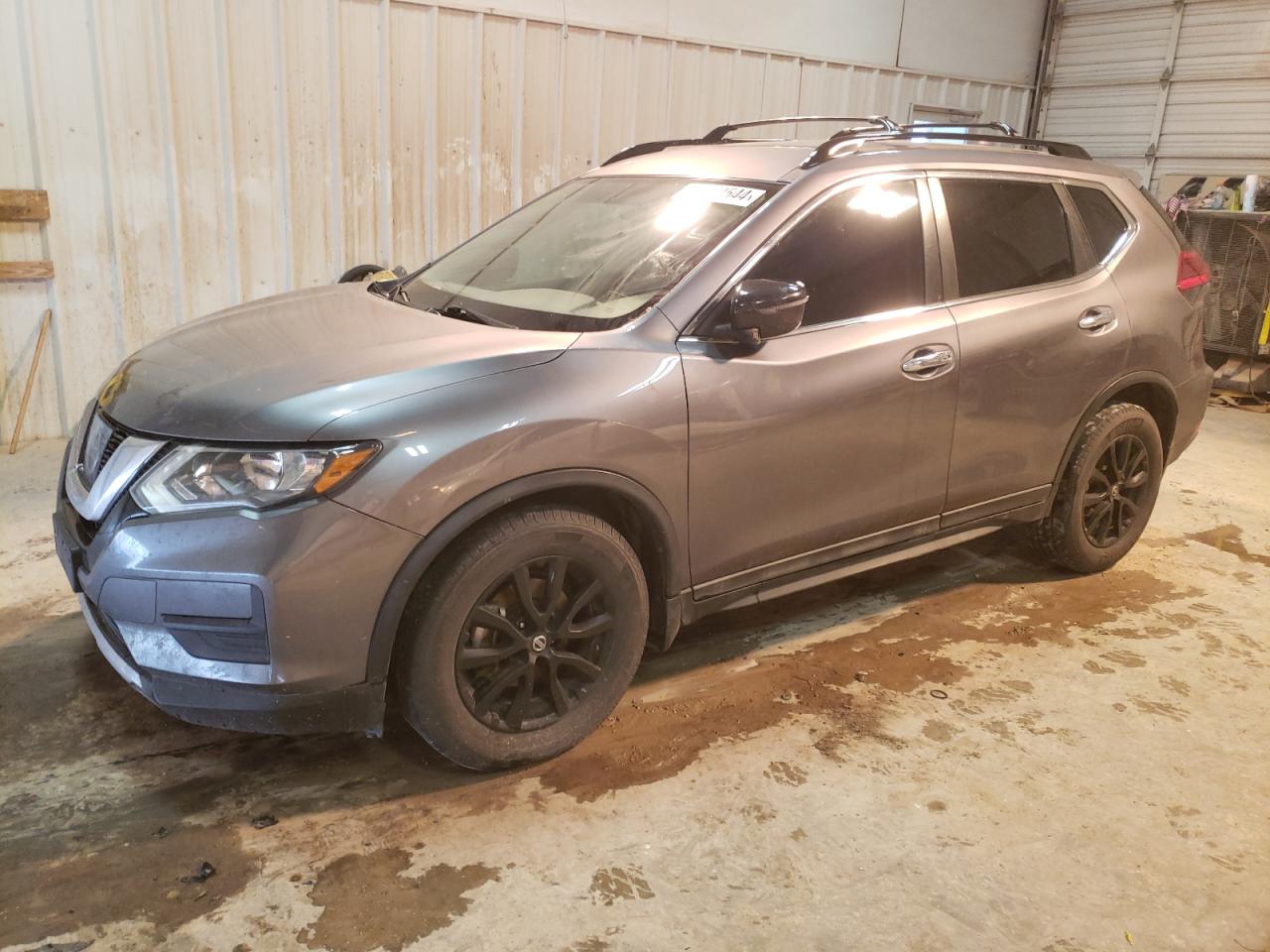 NISSAN ROGUE 2017 5n1at2mt6hc840706