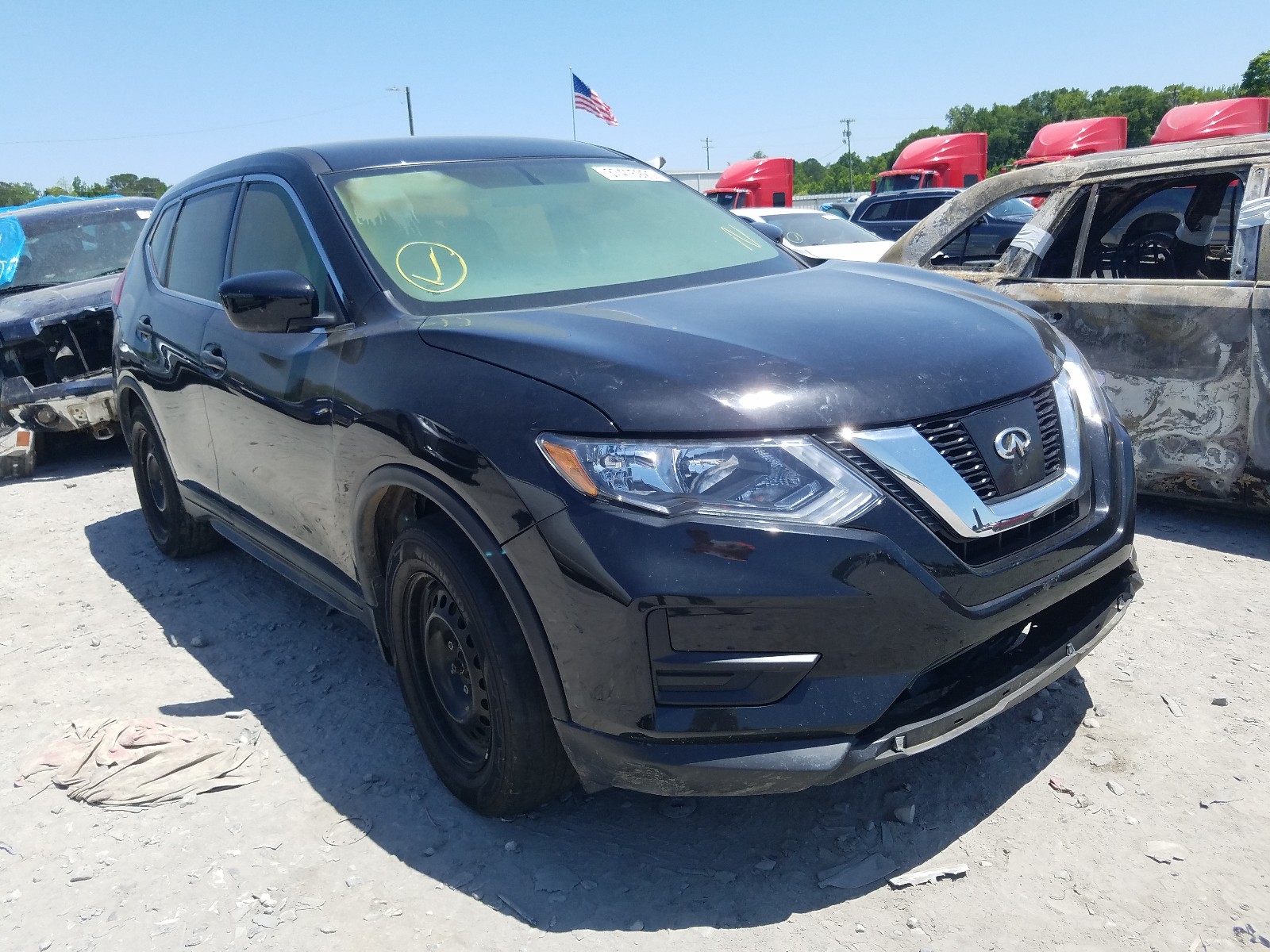 NISSAN ROGUE S 2017 5n1at2mt6hc863760