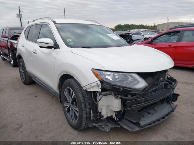 NISSAN ROGUE 2017 5n1at2mt6hc866755