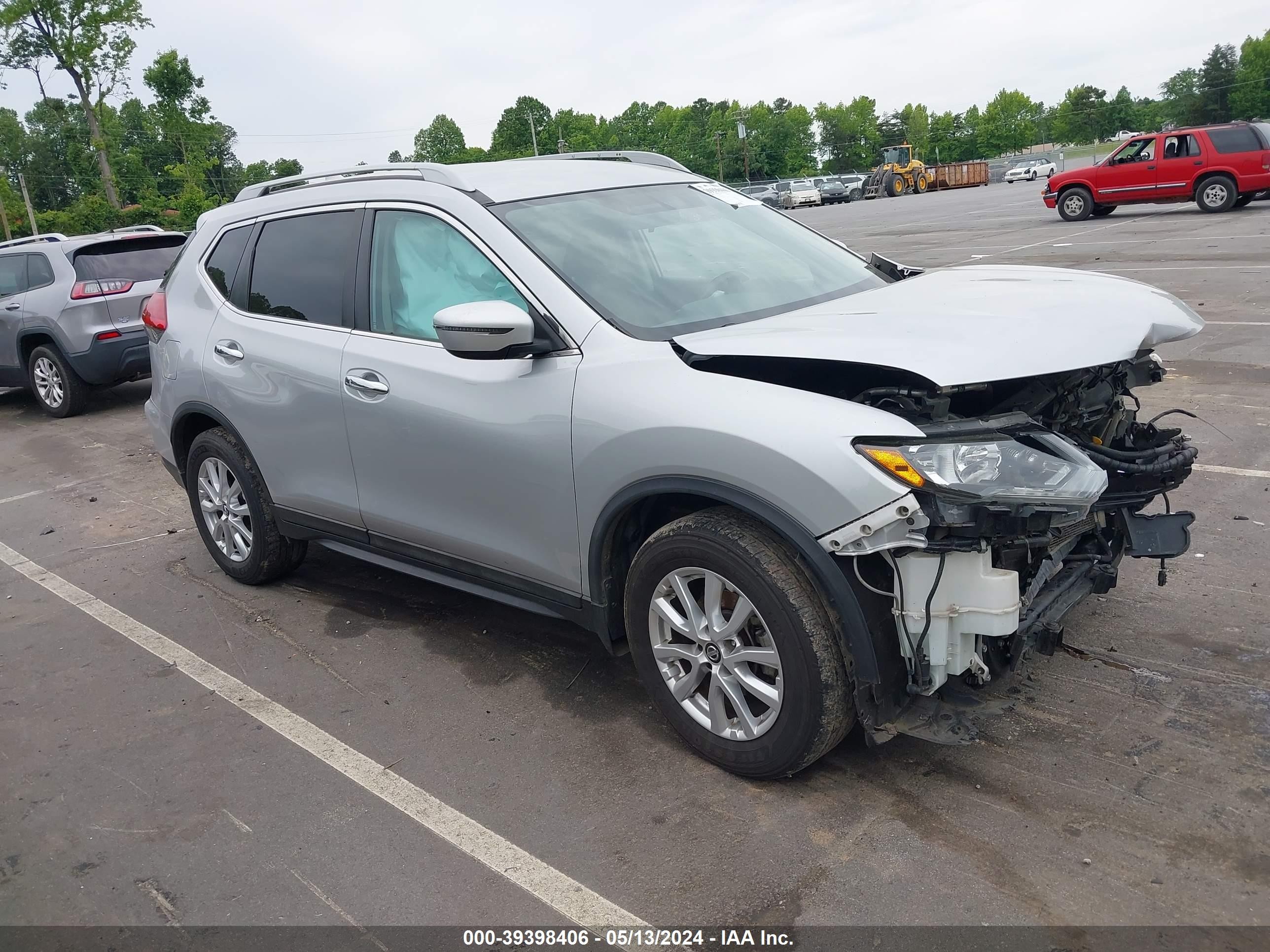 NISSAN ROGUE 2017 5n1at2mt6hc871910