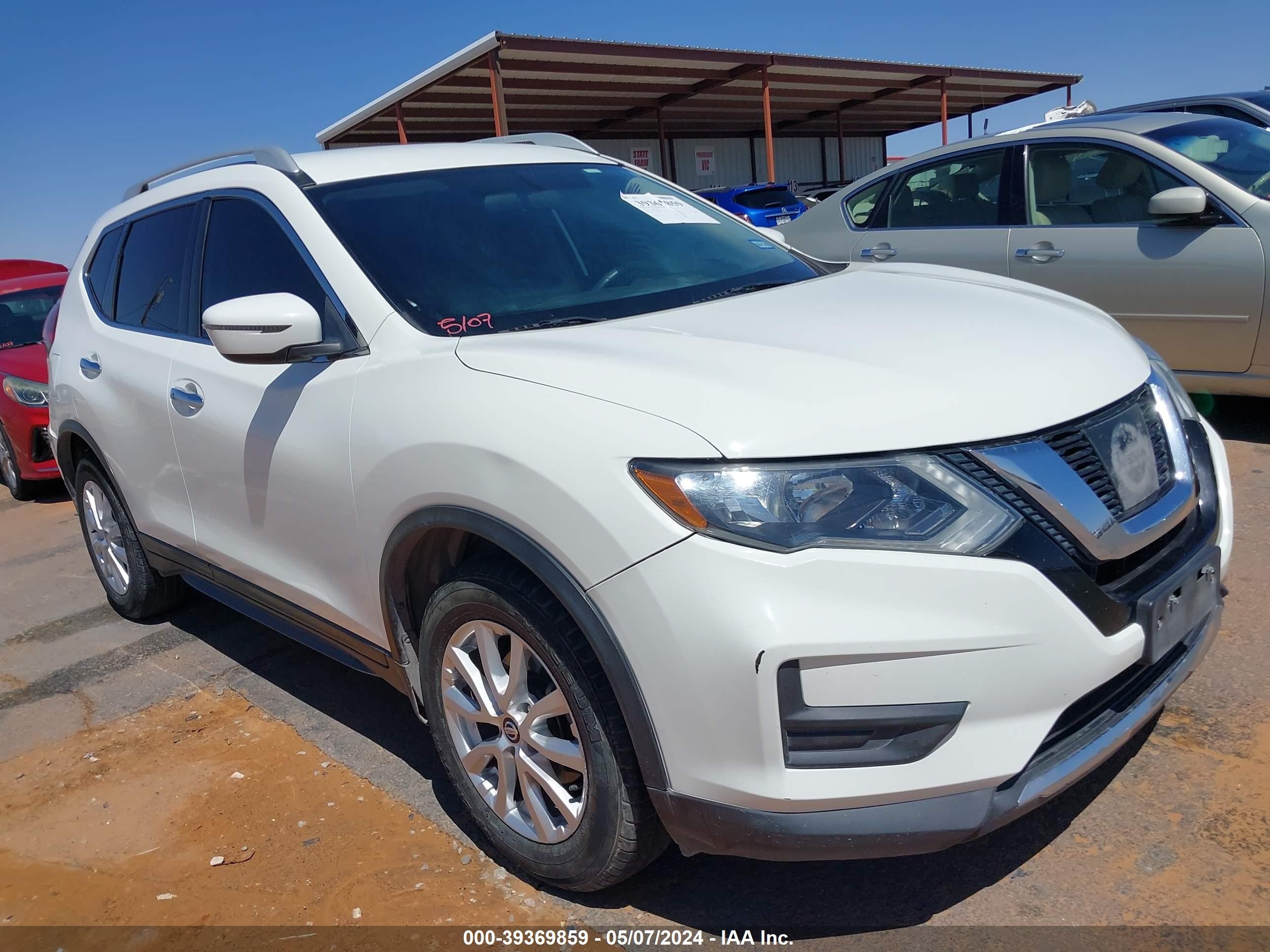 NISSAN ROGUE 2017 5n1at2mt6hc893874