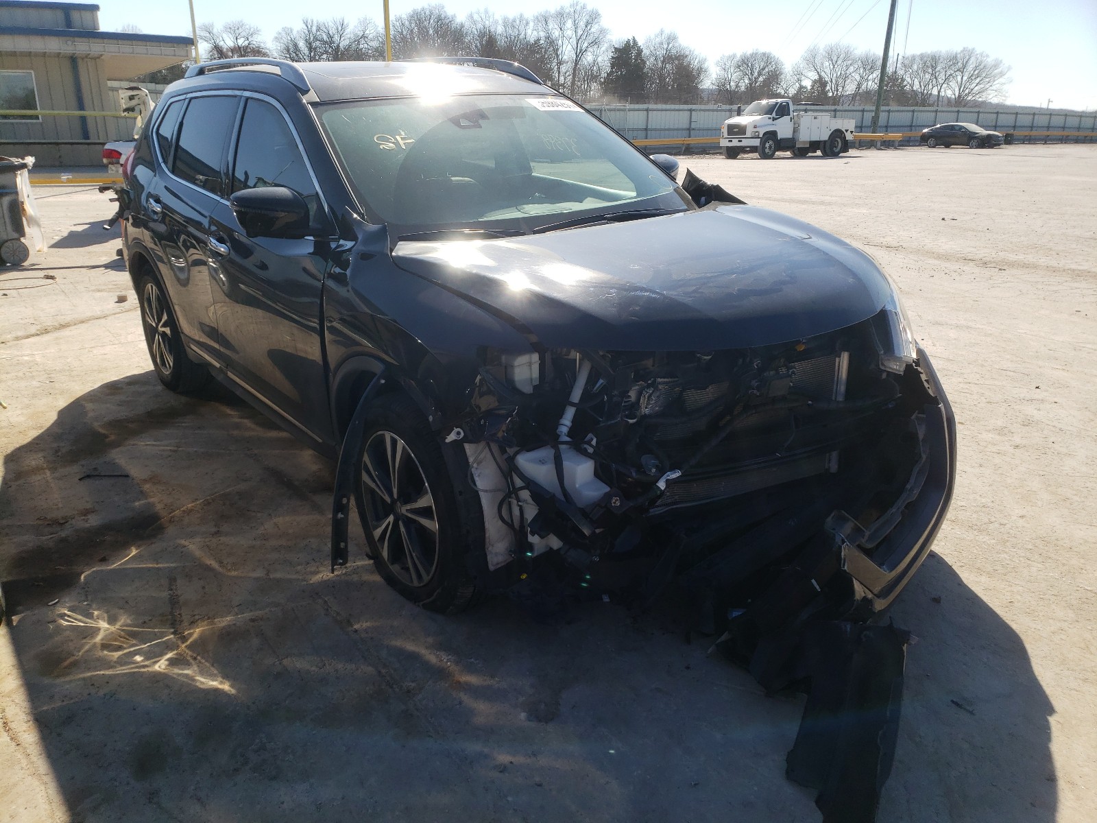 NISSAN ROGUE 2018 5n1at2mt6jc814368