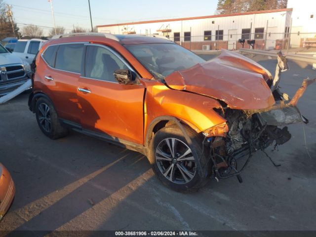 NISSAN ROGUE 2017 5n1at2mt7hc776739