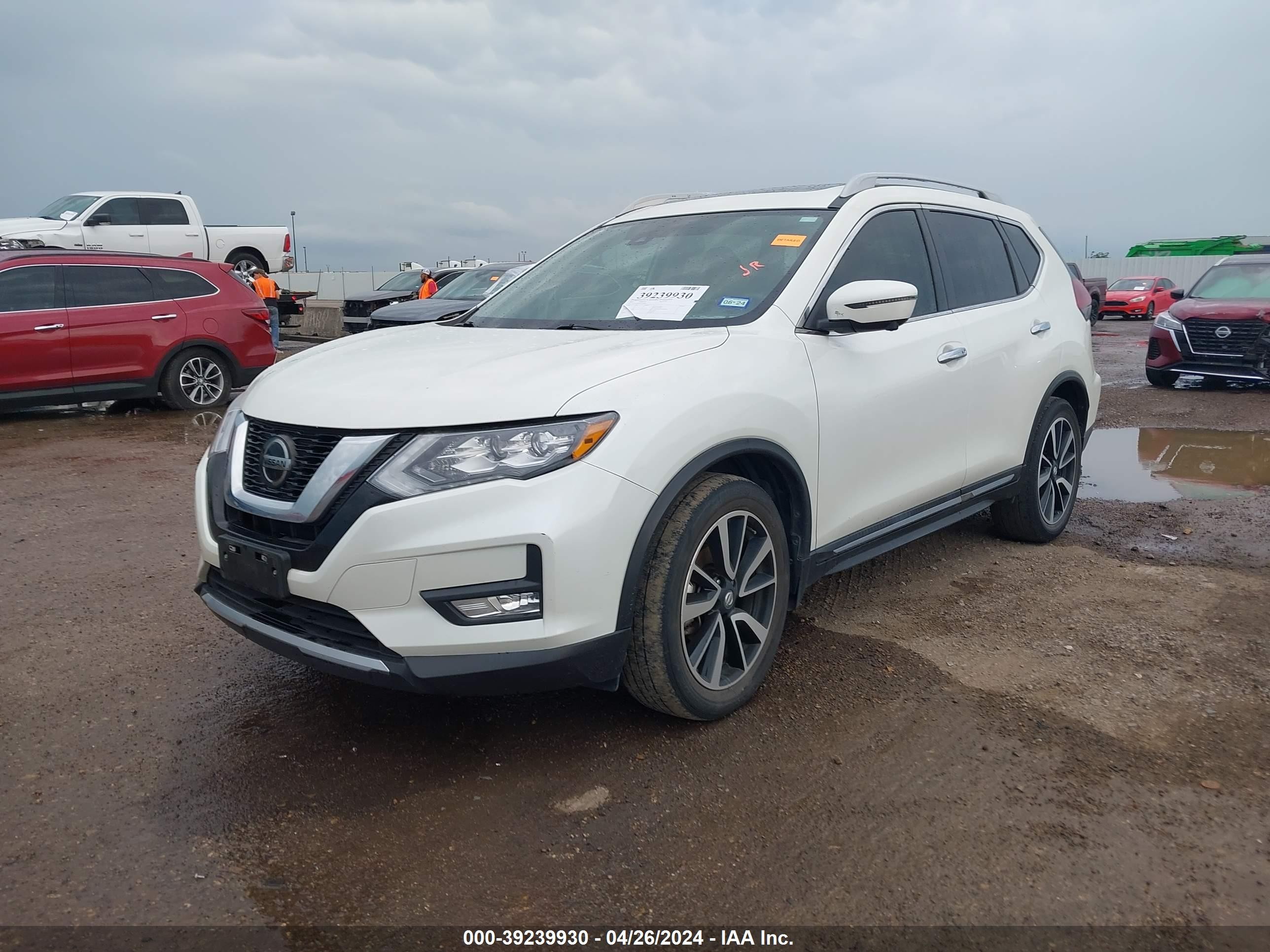 NISSAN ROGUE 2019 5n1at2mt7kc716094