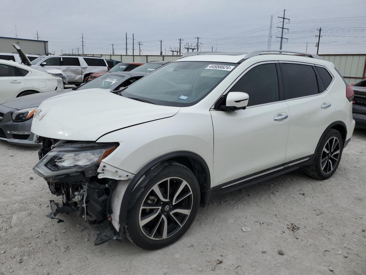 NISSAN ROGUE 2019 5n1at2mt7kc731131