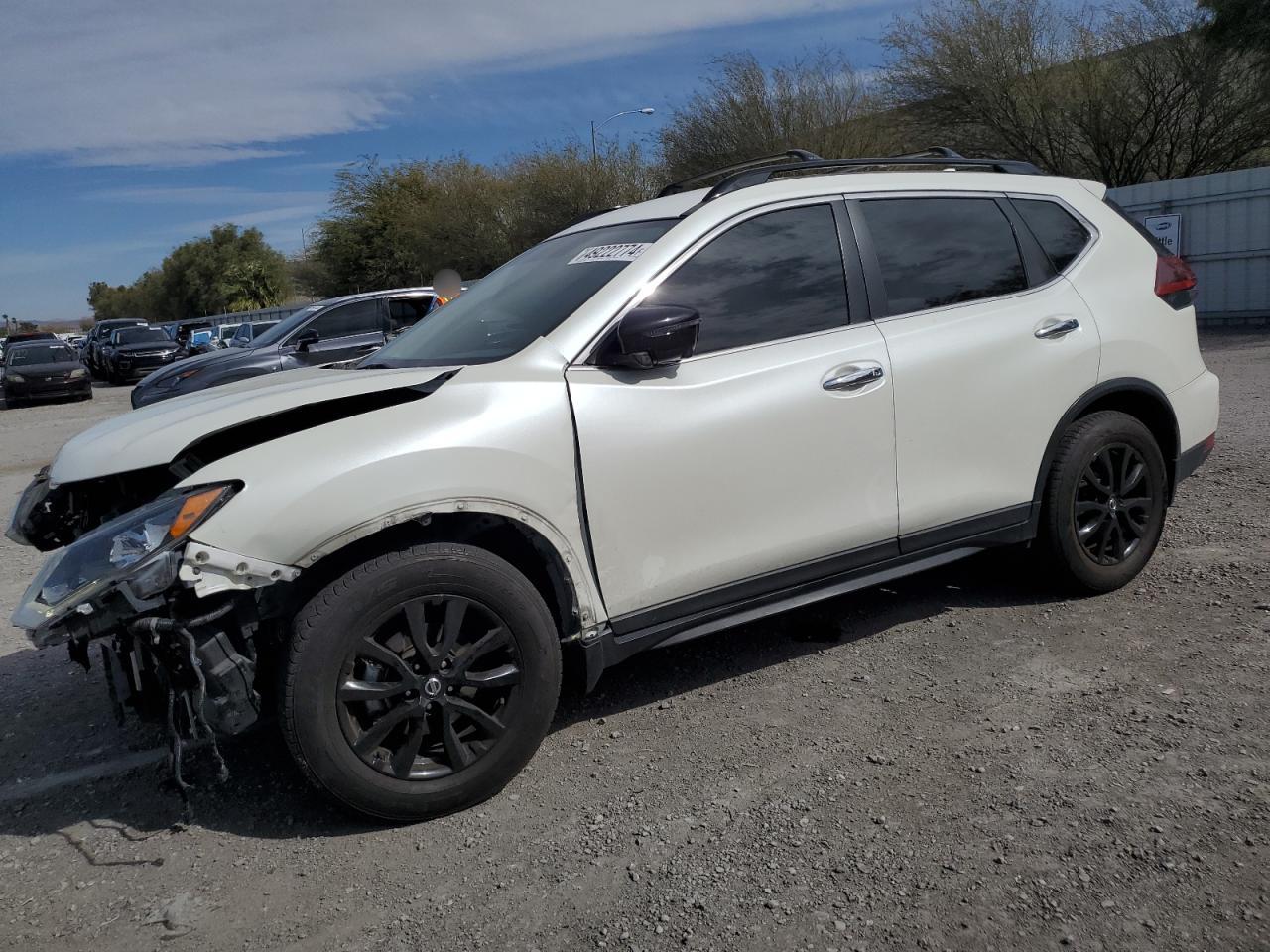 NISSAN ROGUE 2018 5n1at2mt8jc743500