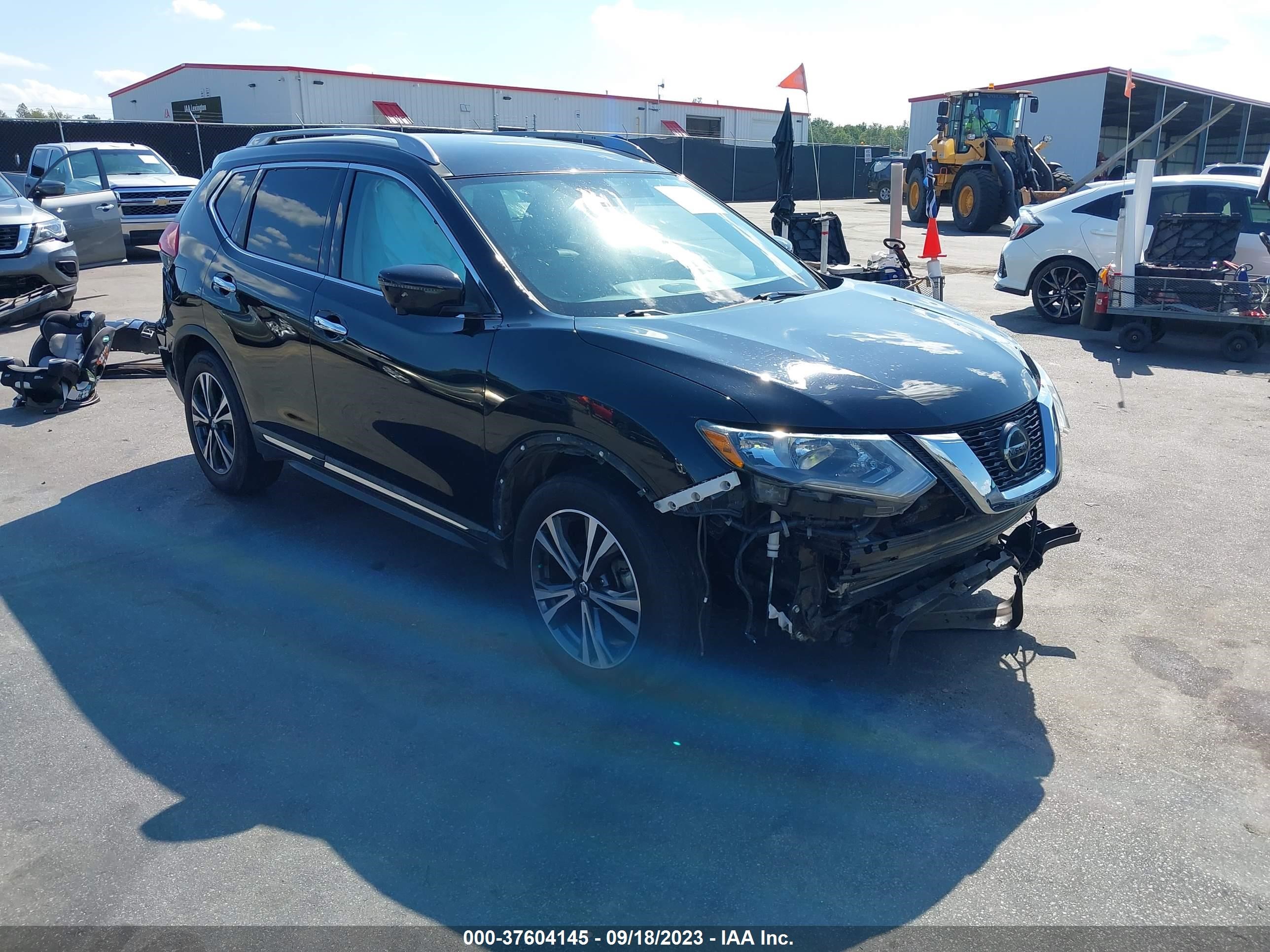 NISSAN ROGUE 2018 5n1at2mt8jc797752