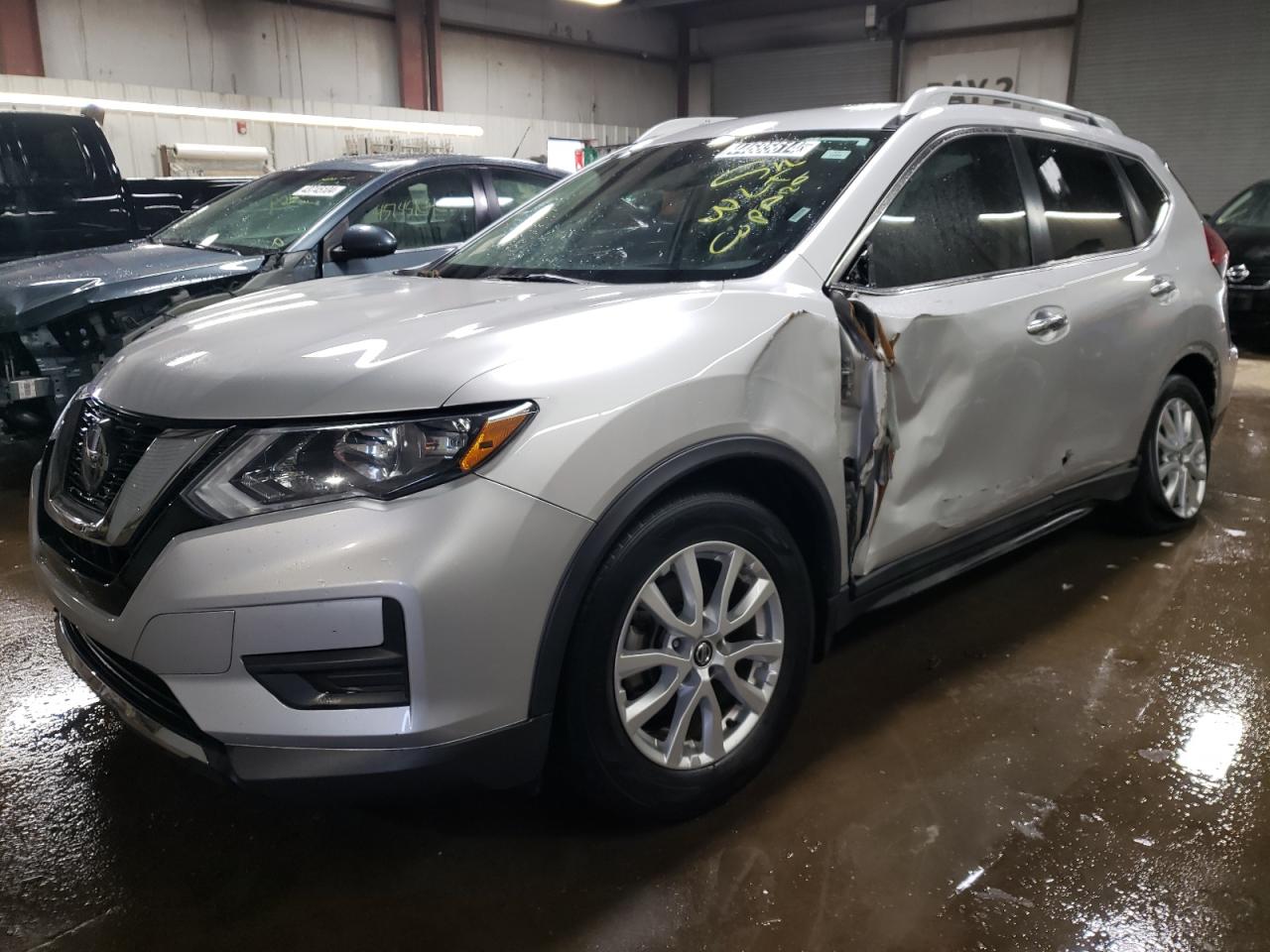 NISSAN ROGUE 2018 5n1at2mt8jc813710